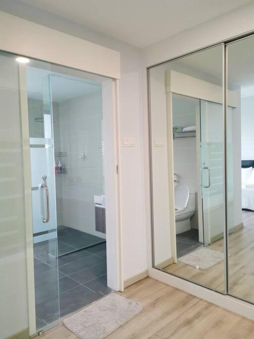 2101BAthtubsuite 3+1room2carp3wc midvelleyjbcenter