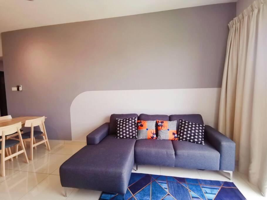 1008mosaic southkey-2+1bedroom jb centre-lejollax