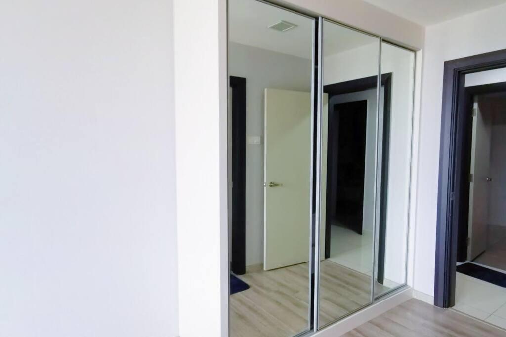 1008mosaic southkey-2+1bedroom jb centre-lejollax
