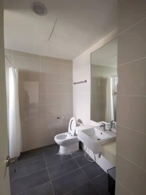 1008mosaic southkey-2+1bedroom jb centre-lejollax