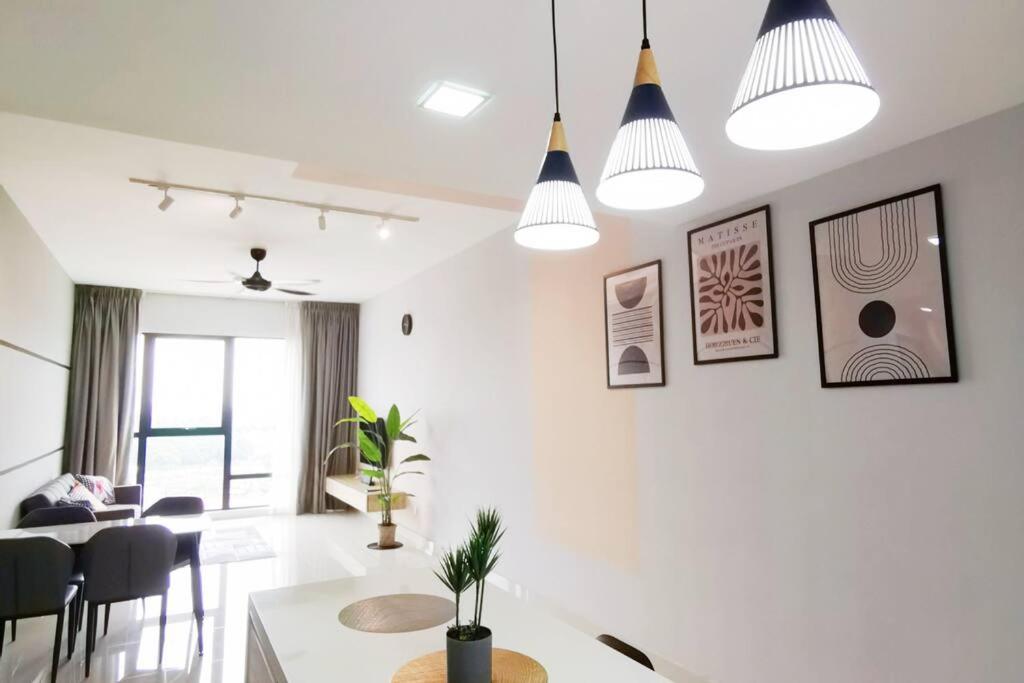 1512mosaic southkey 2+1bedroom lejollax- jb center