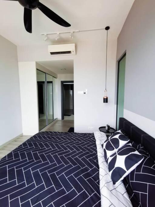 1512mosaic southkey 2+1bedroom lejollax- jb center