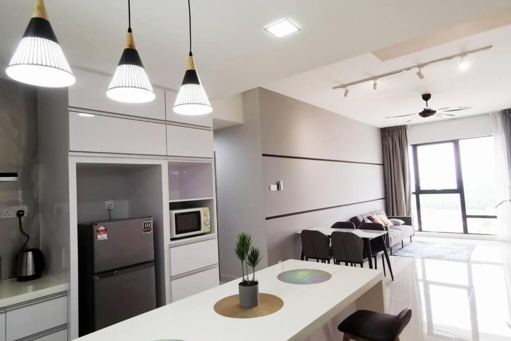 1512mosaic southkey 2+1bedroom lejollax- jb center