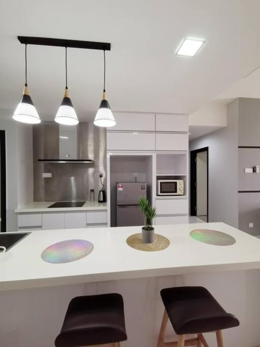 1512mosaic southkey 2+1bedroom lejollax- jb center