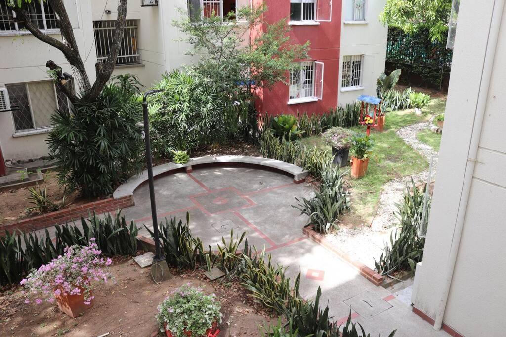 Paraíso Opita, Acrópolis
