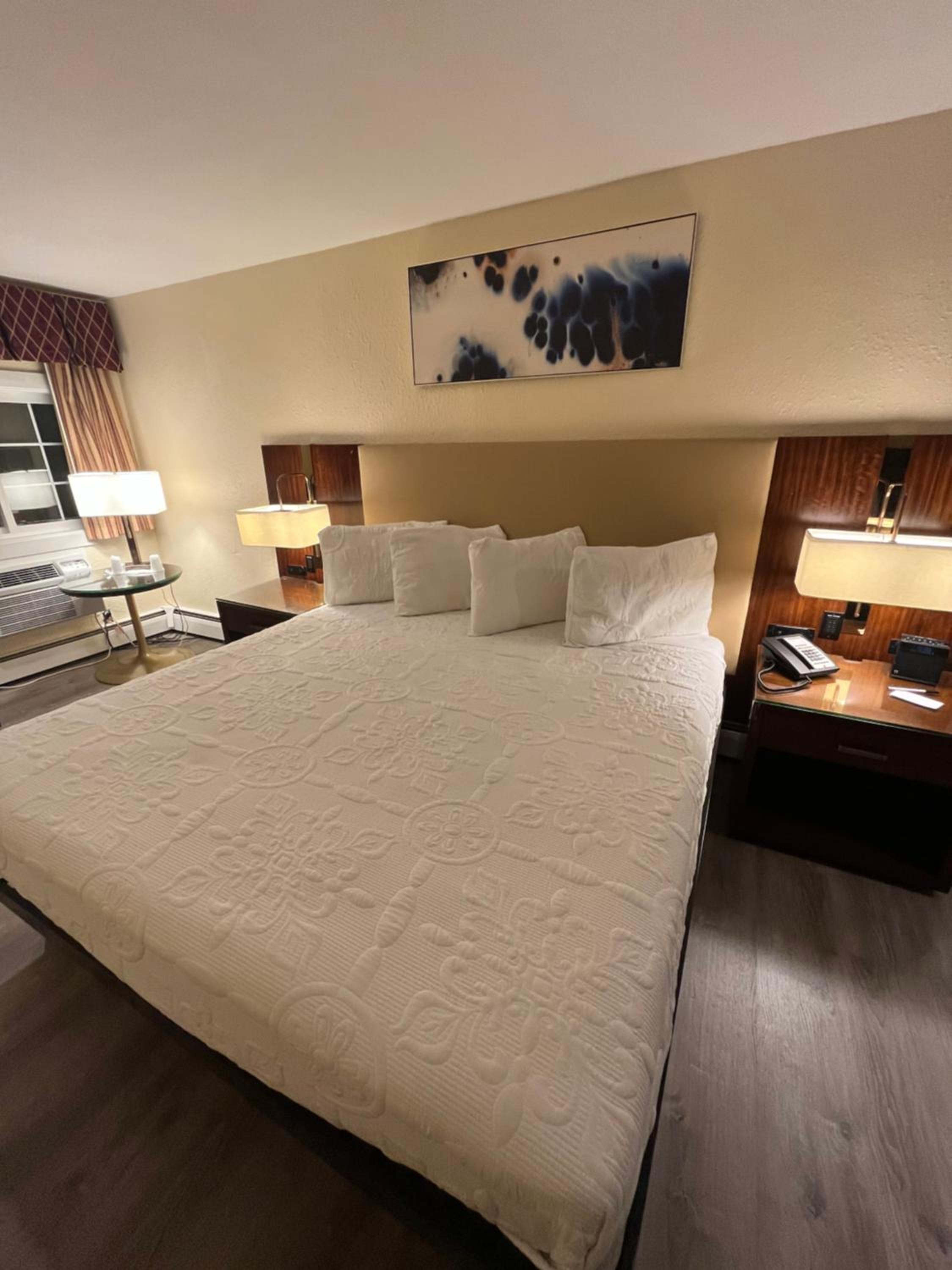 Rochester Vacations - Anchorage Inn Rochester - Property Image 31