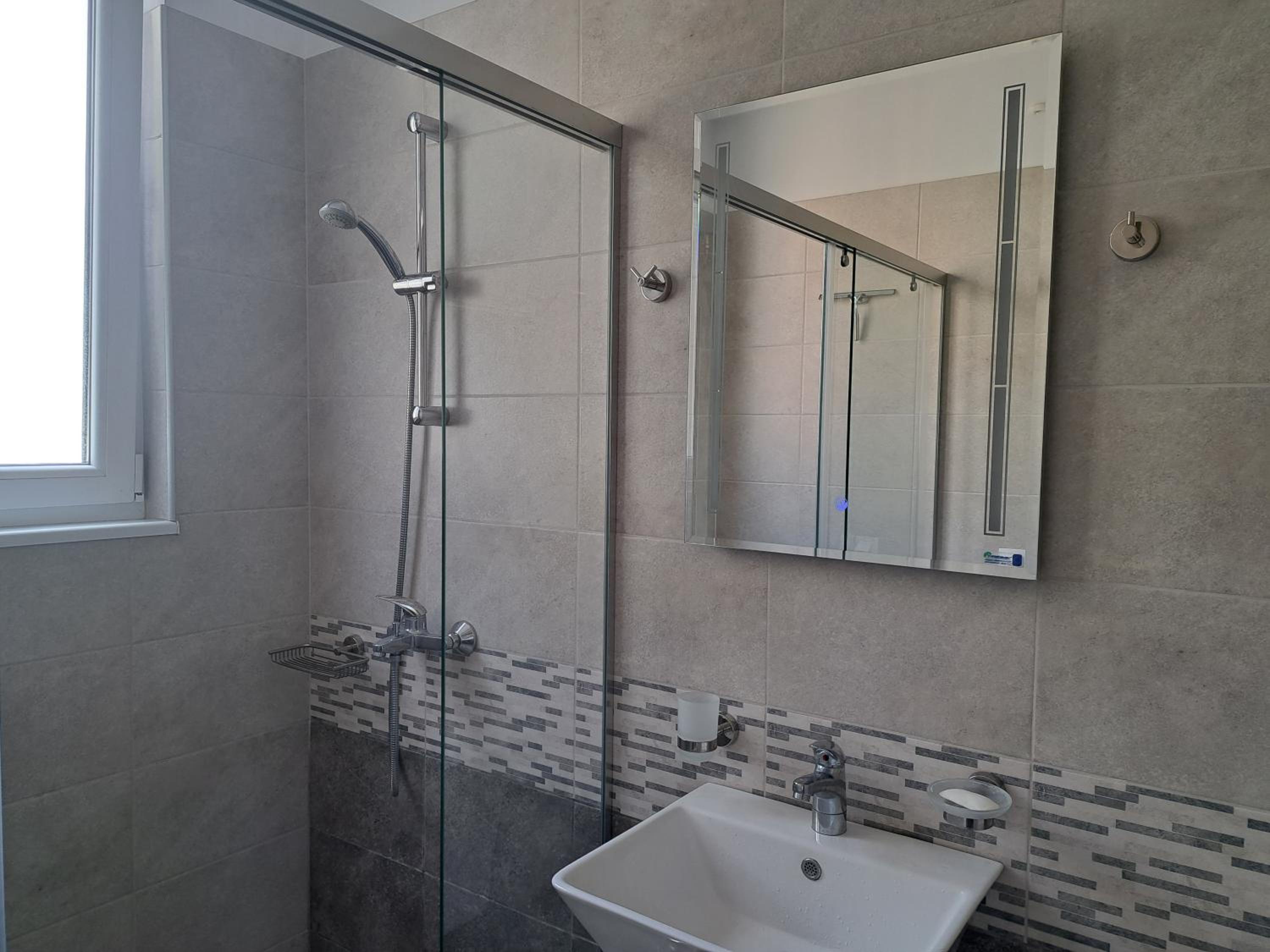 Vasi Apartment