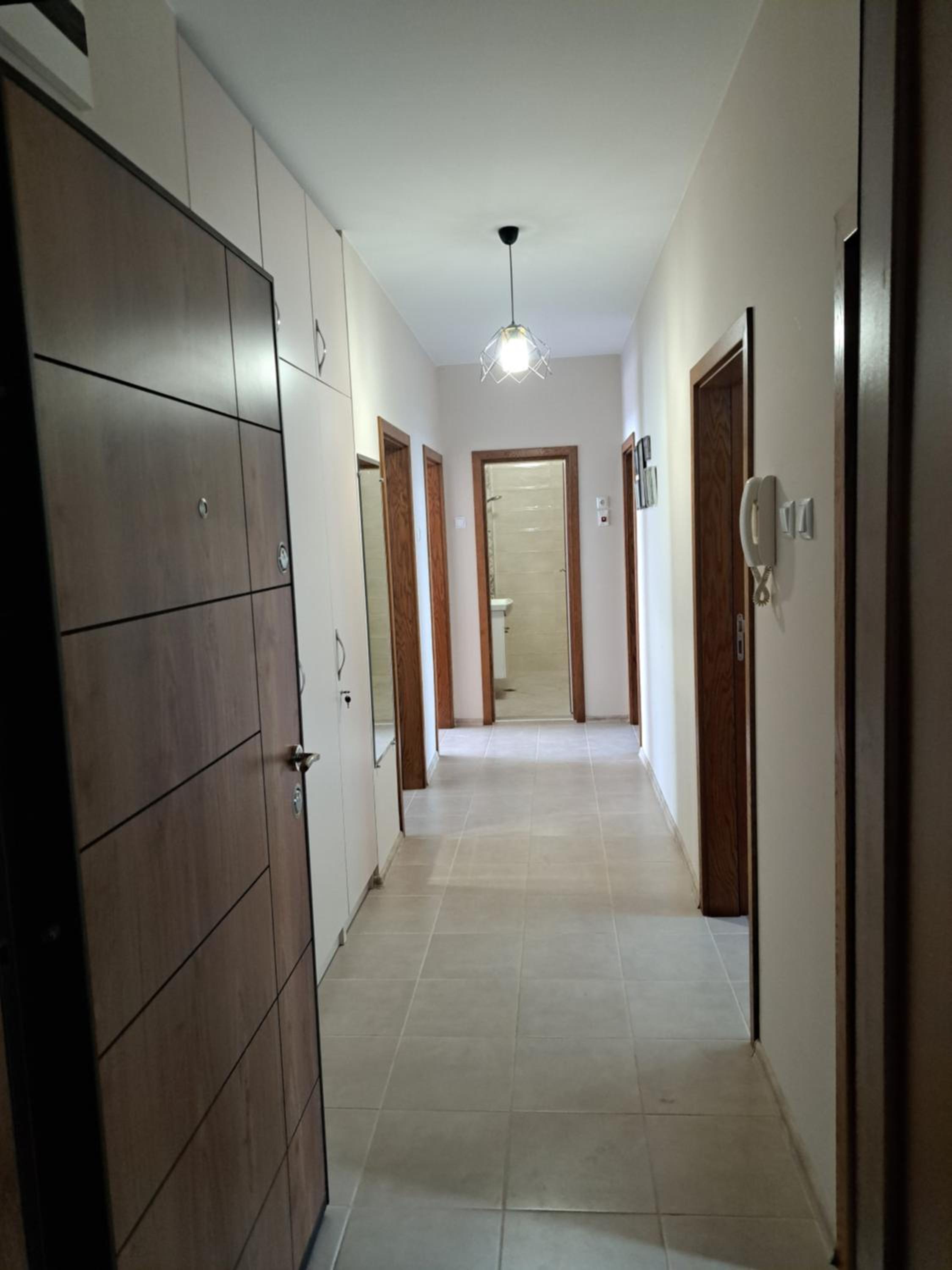 Vasi Apartment