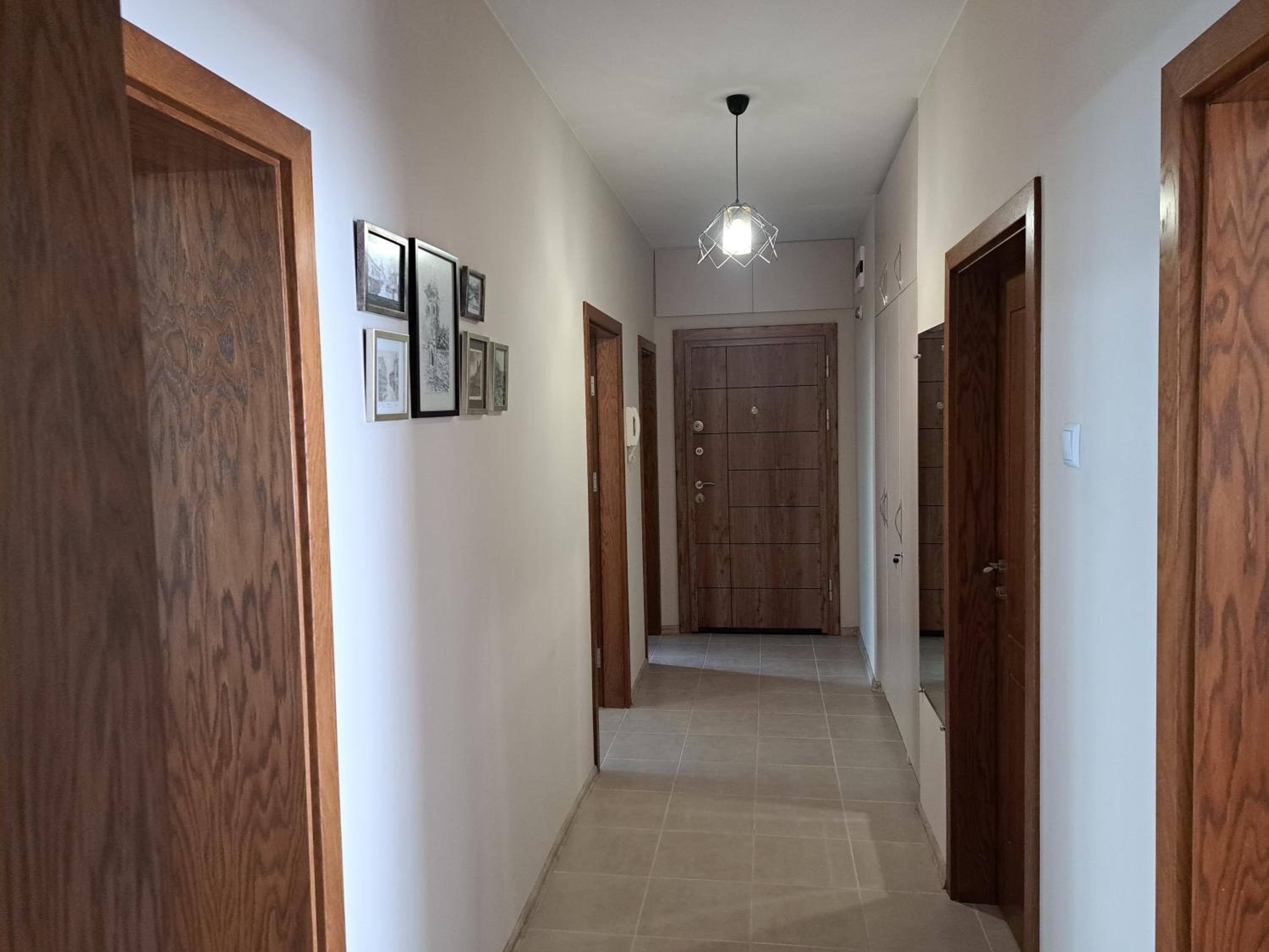 Vasi Apartment