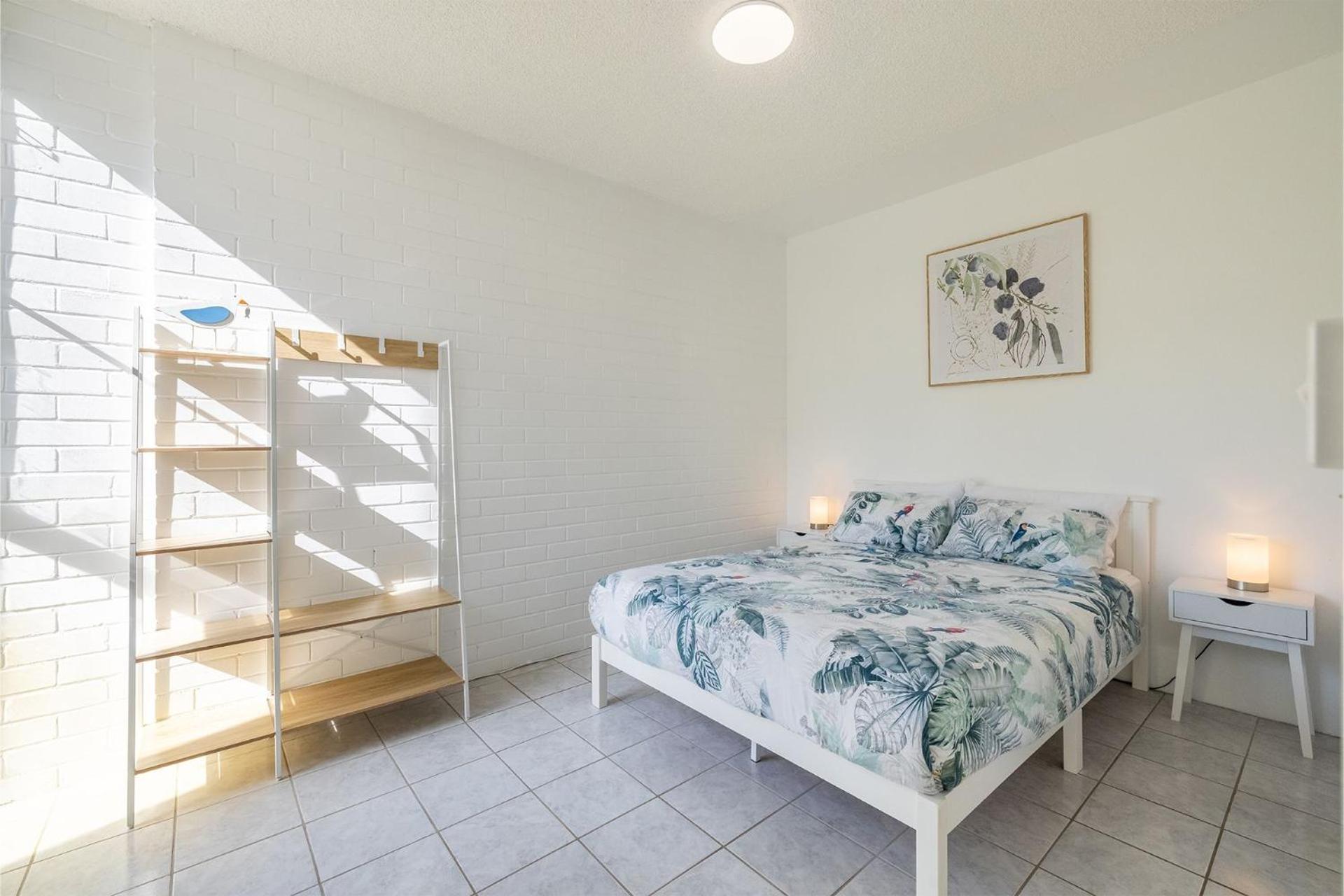 Villa Ellisa, 1 10 Columbia Cl -ground floor unit with beautiful water views & across from the water
