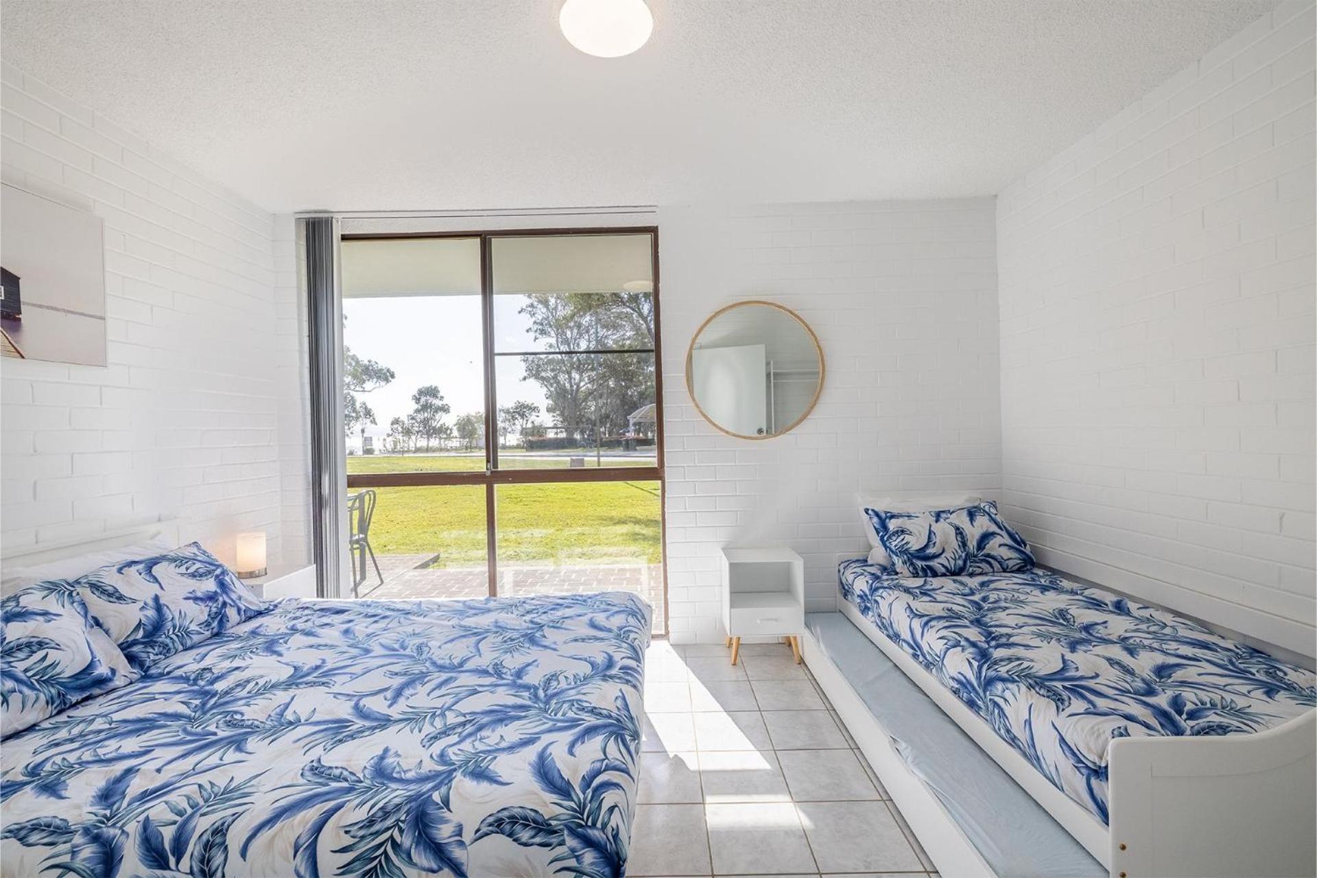Villa Ellisa, 1 10 Columbia Cl -ground floor unit with beautiful water views & across from the water