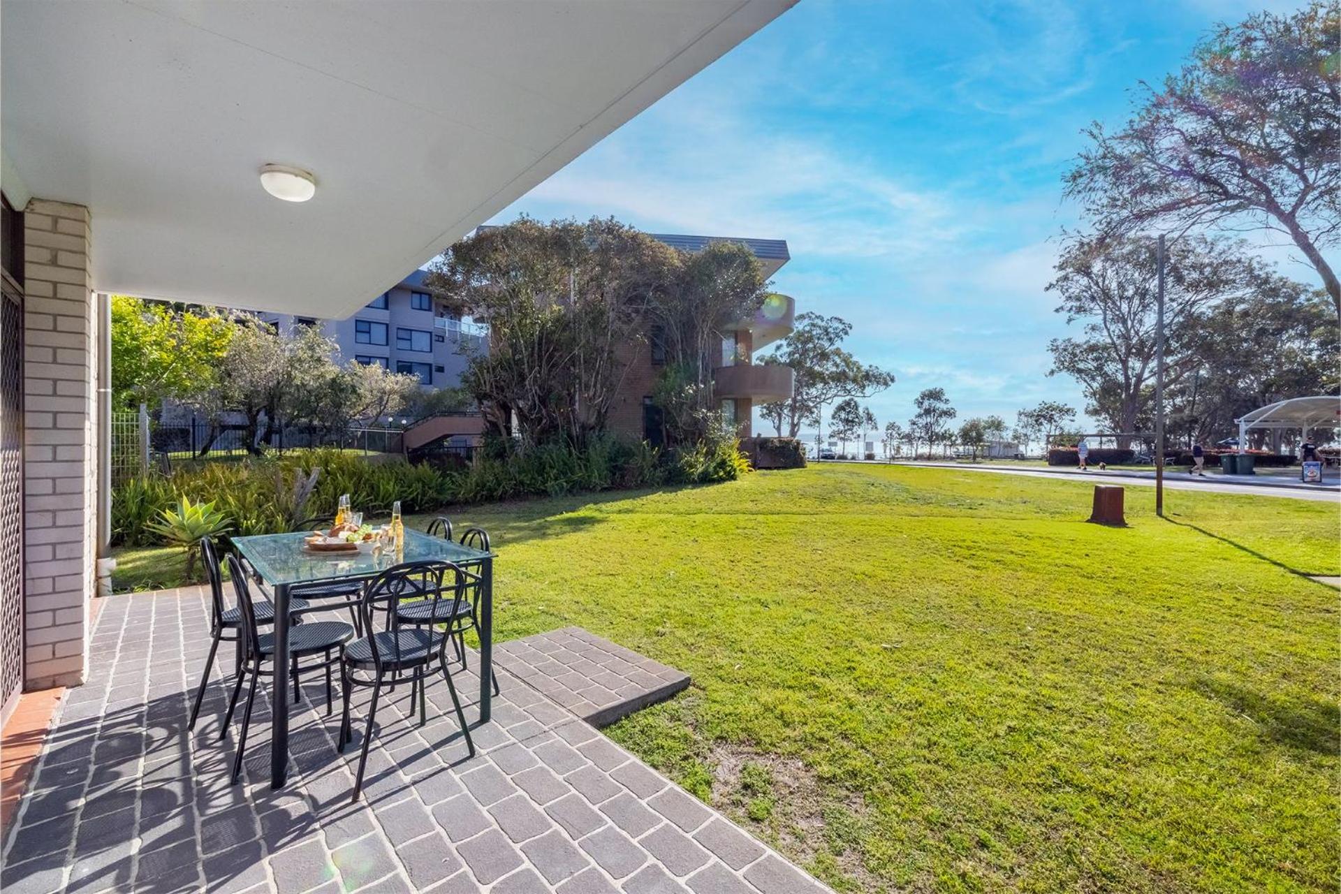 Villa Ellisa, 1 10 Columbia Cl -ground floor unit with beautiful water views & across from the water