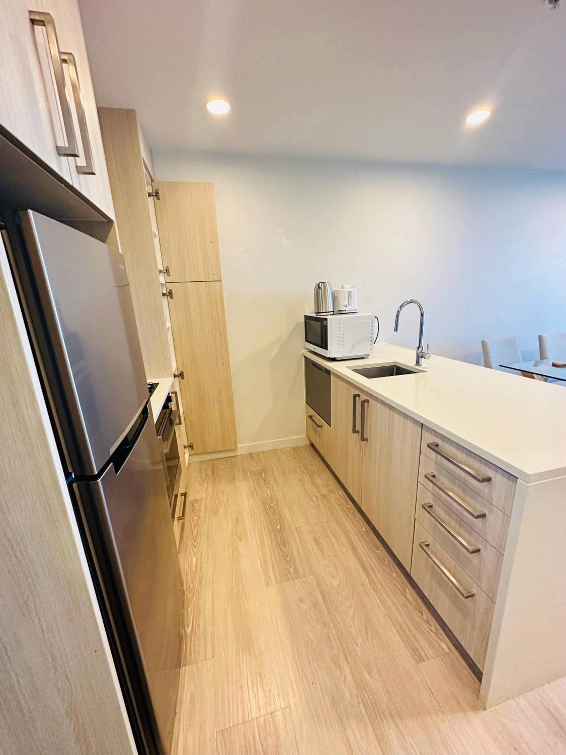 Spacious magnificent sea views front of Sky tower photo 2