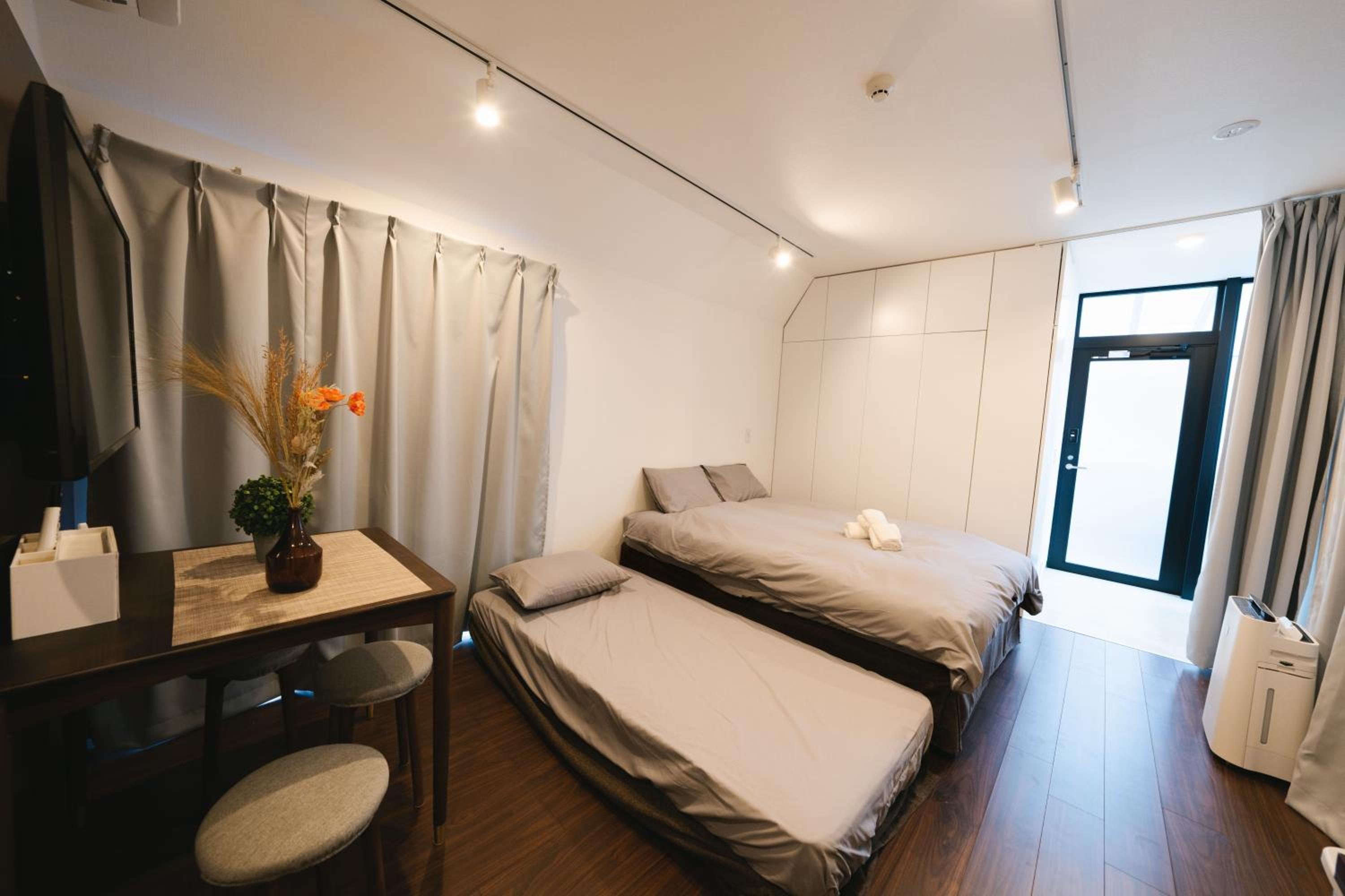 FL Residence Shinjuku Kawadacho