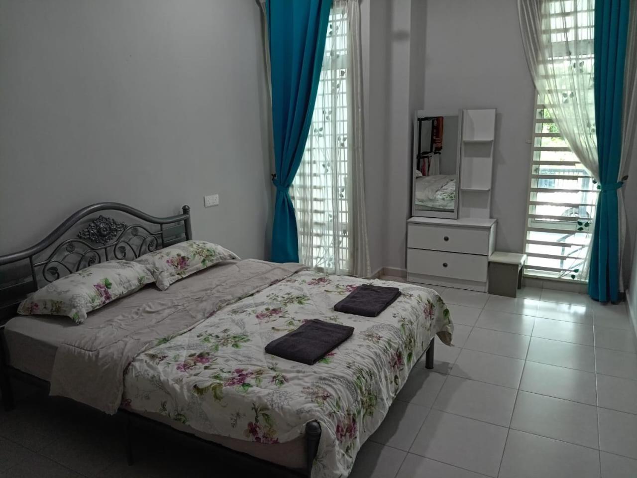 Photo 25