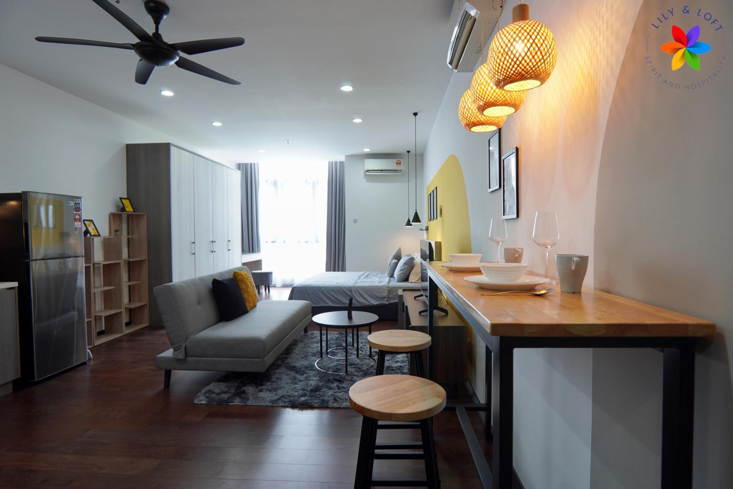 Lily and Loft - Queensville @ Kuala Lumpur - Netflix