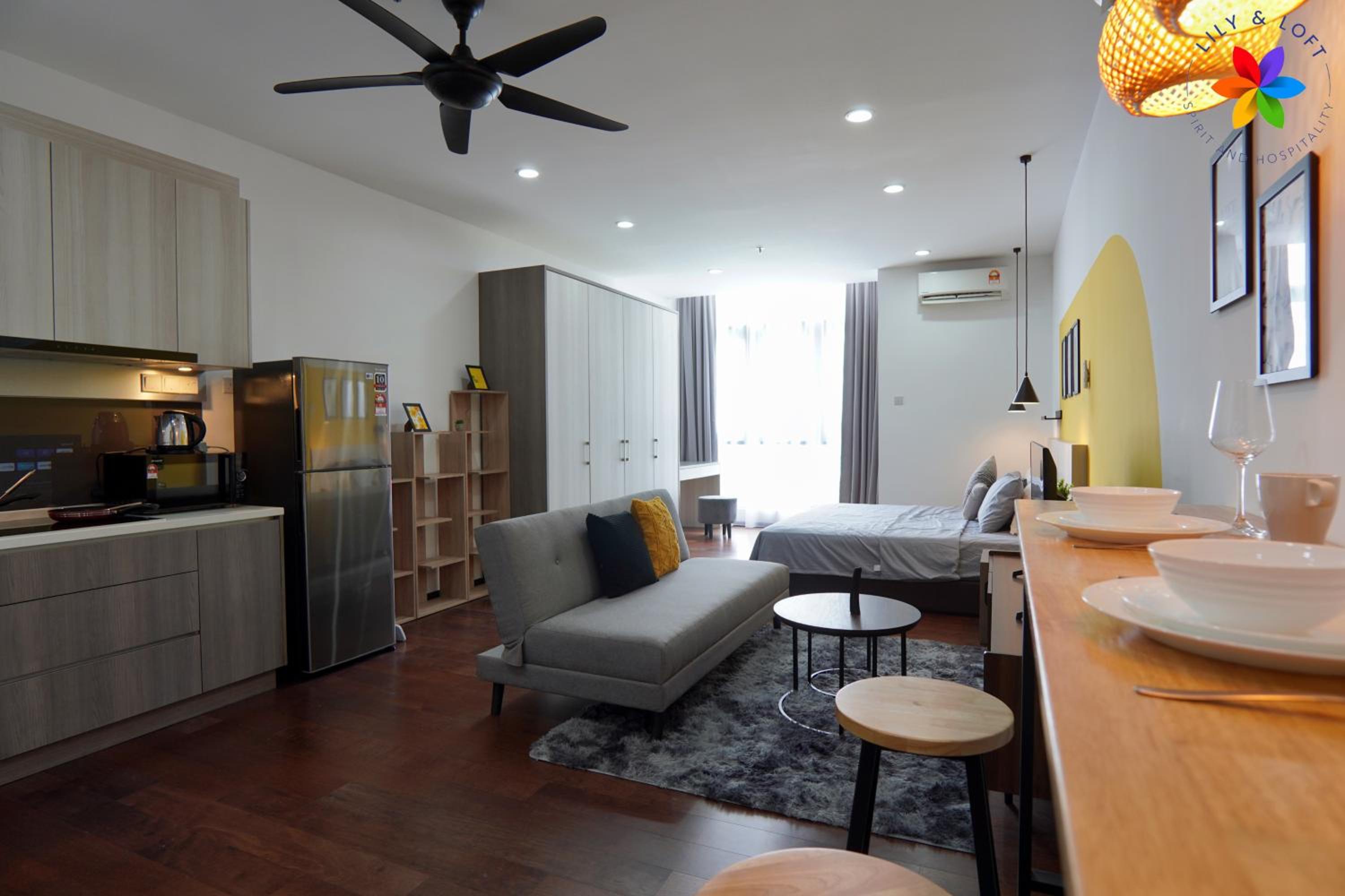 Lily and Loft - Queensville @ Kuala Lumpur - Netflix