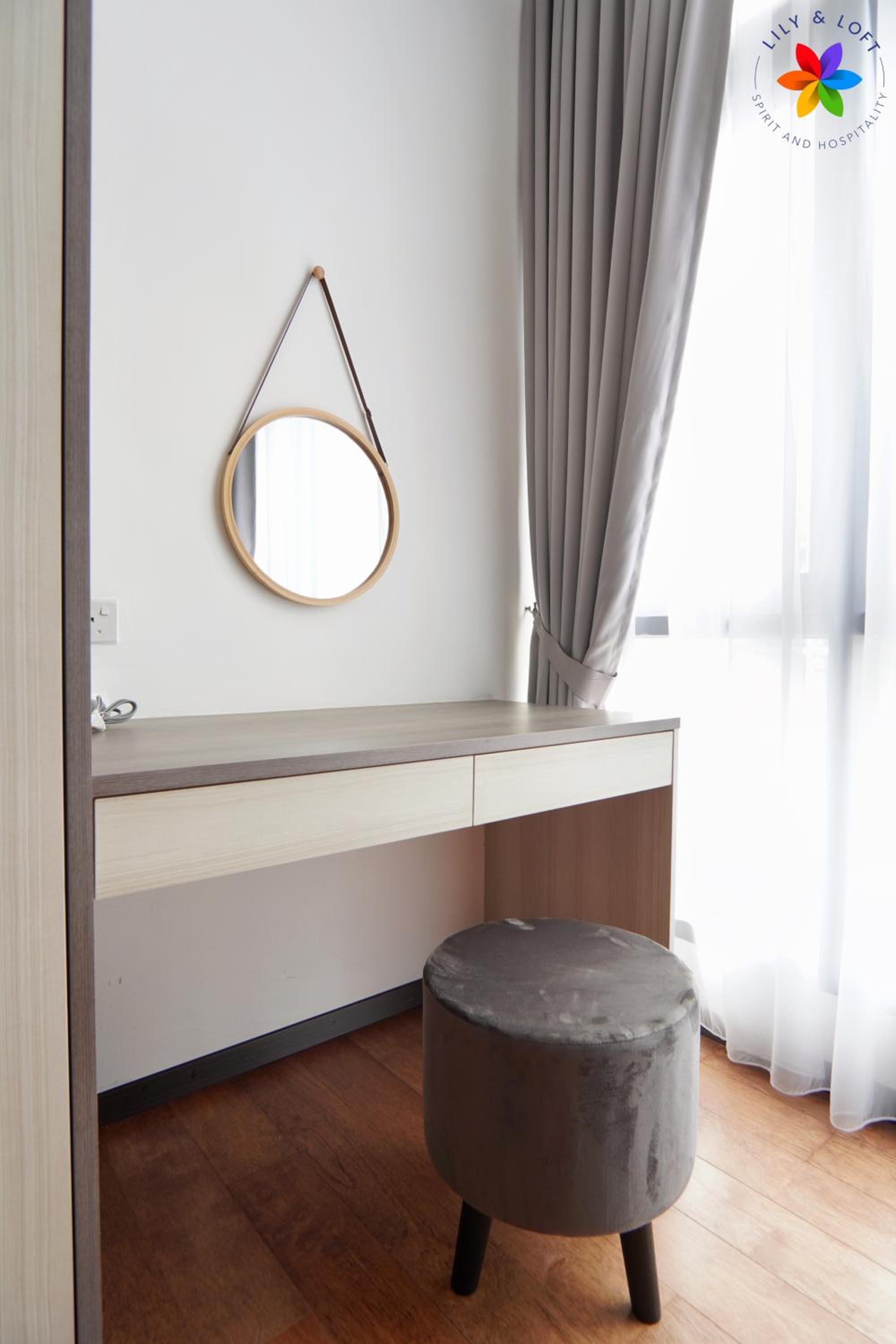 Lily and Loft - Queensville @ Kuala Lumpur - Netflix
