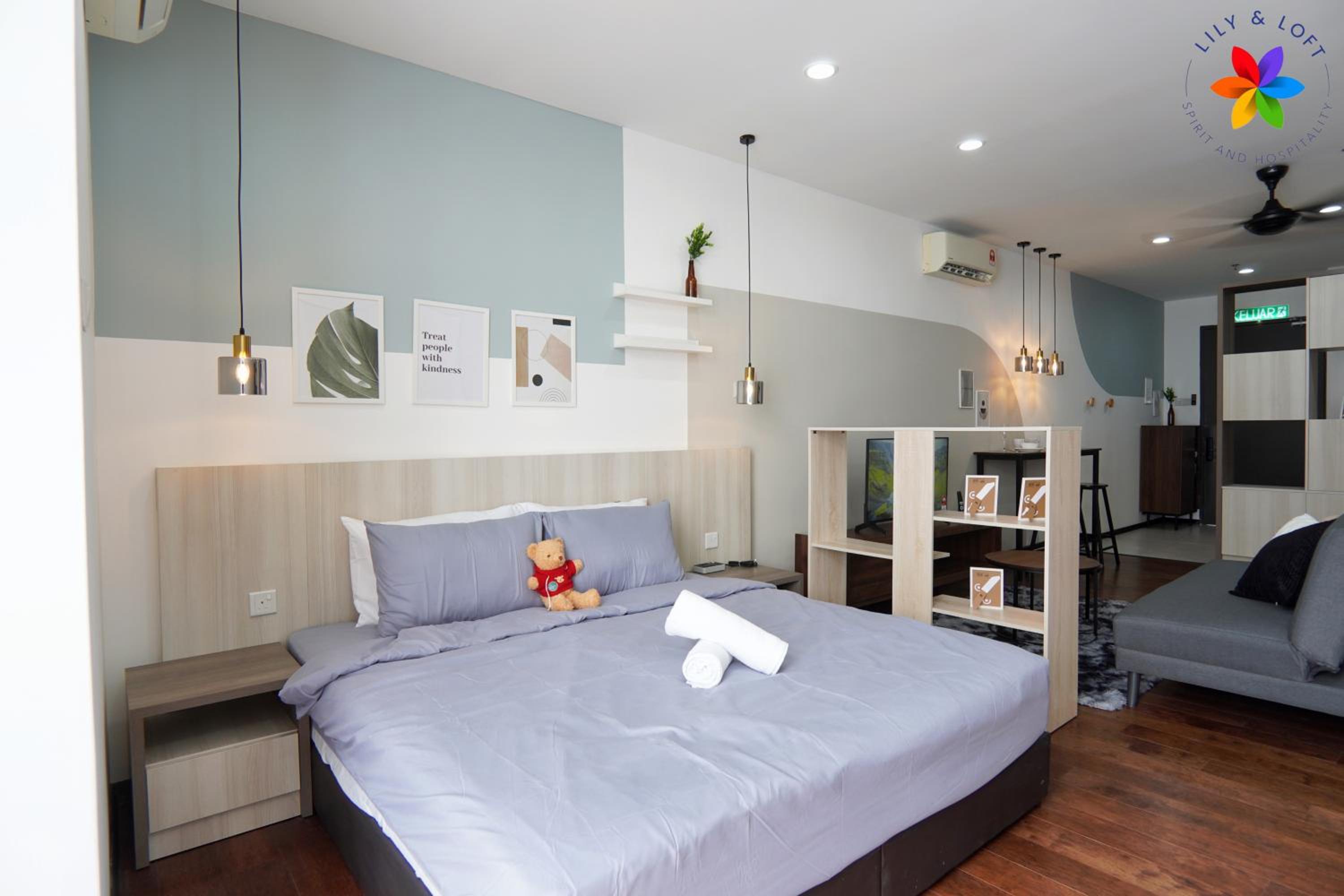 Lily and Loft - Queensville @ Kuala Lumpur - Netflix