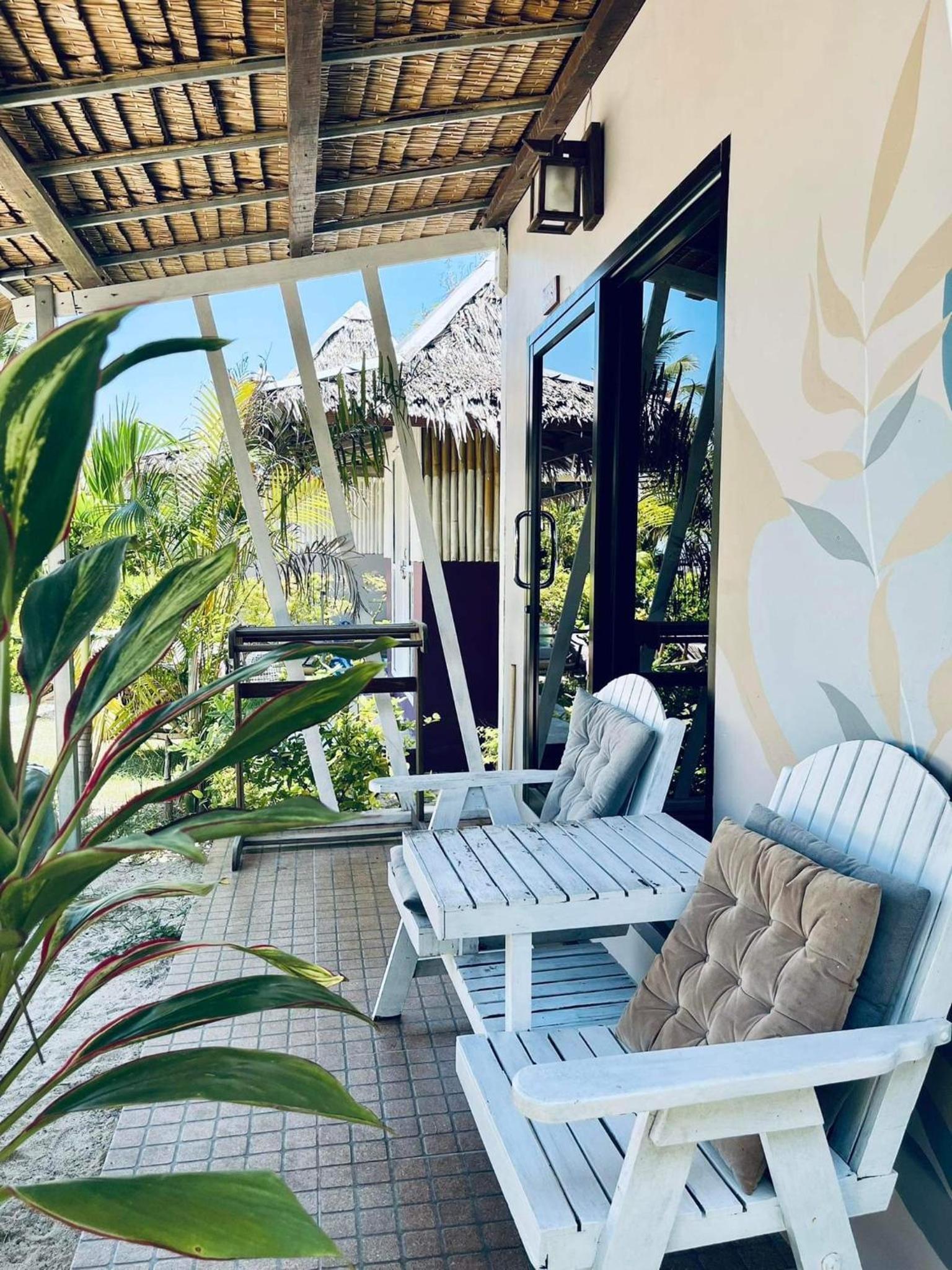 Sabaii Bay Resort