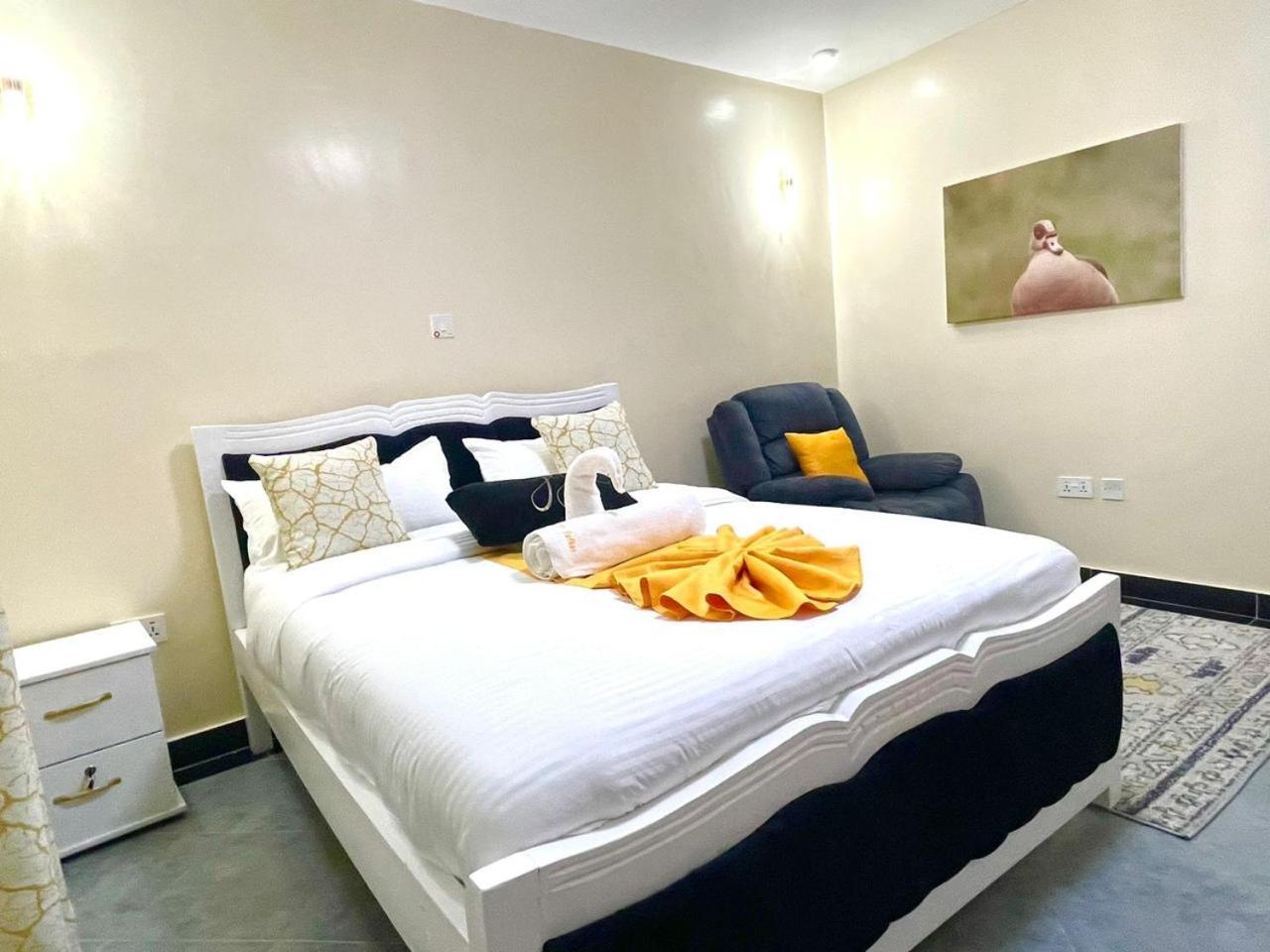 Xellent Suites- Marg House