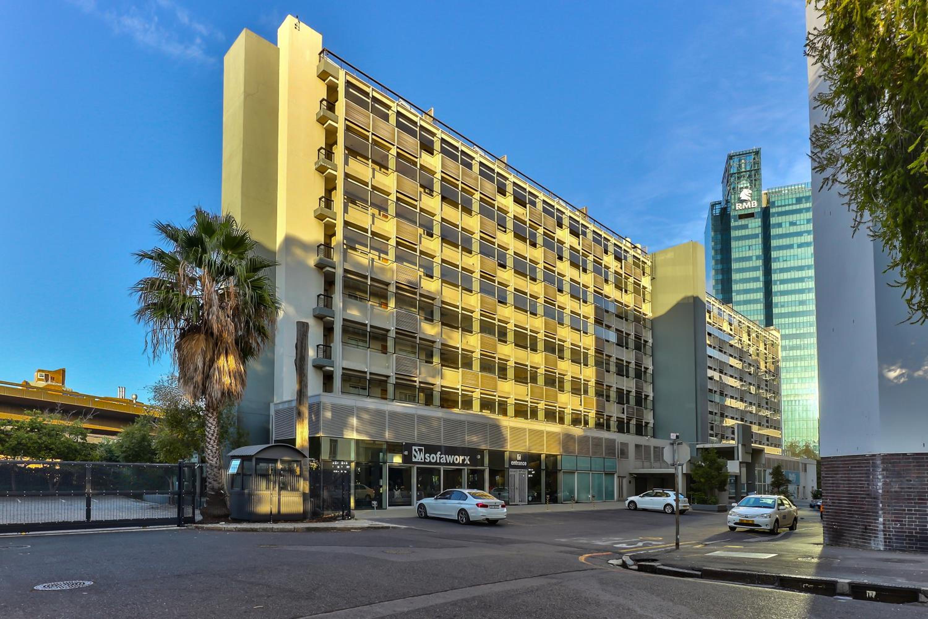 De Waterkant Studio Apartment, fully furnished and equipped view 2