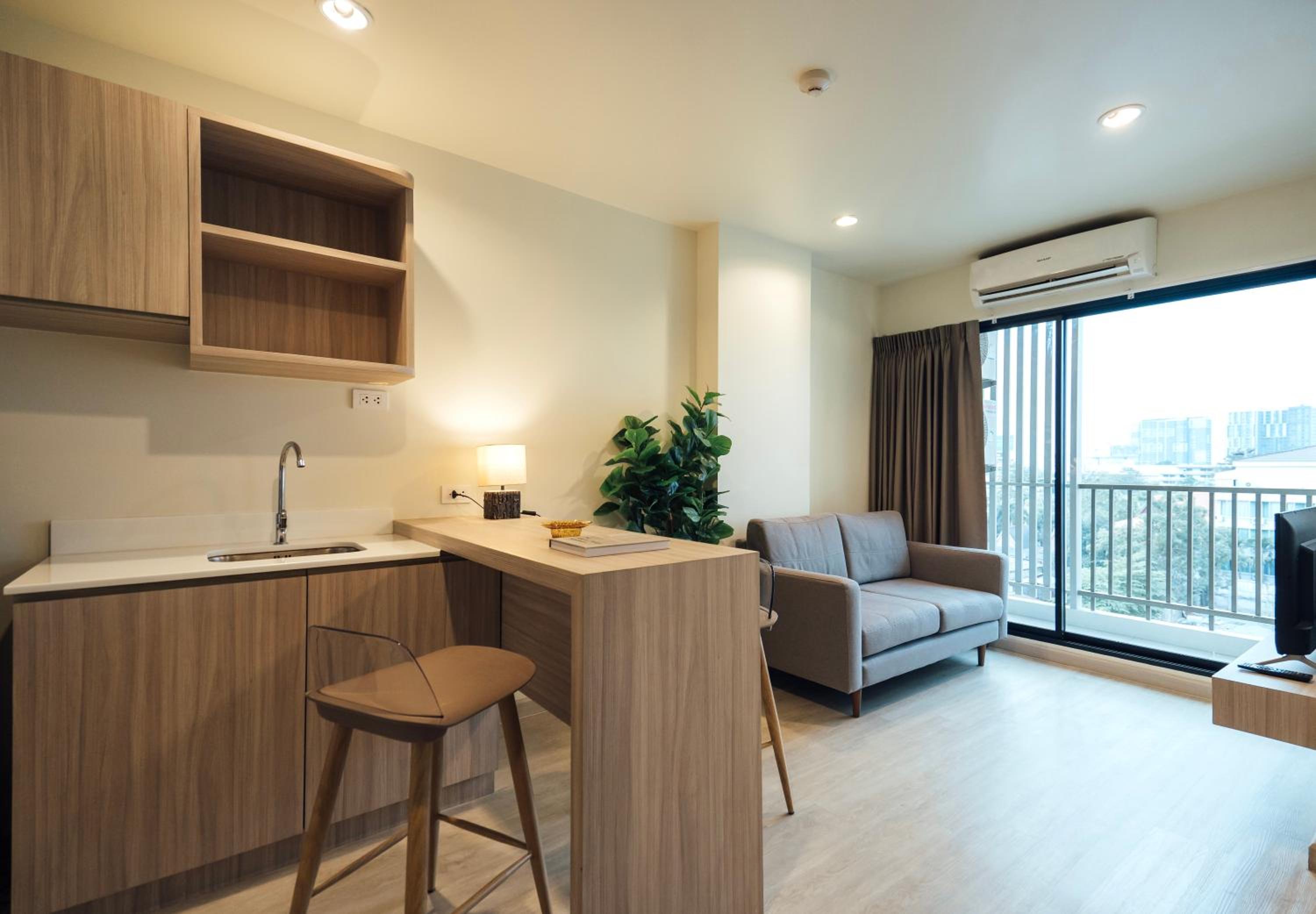 The View Chaengwattana 14