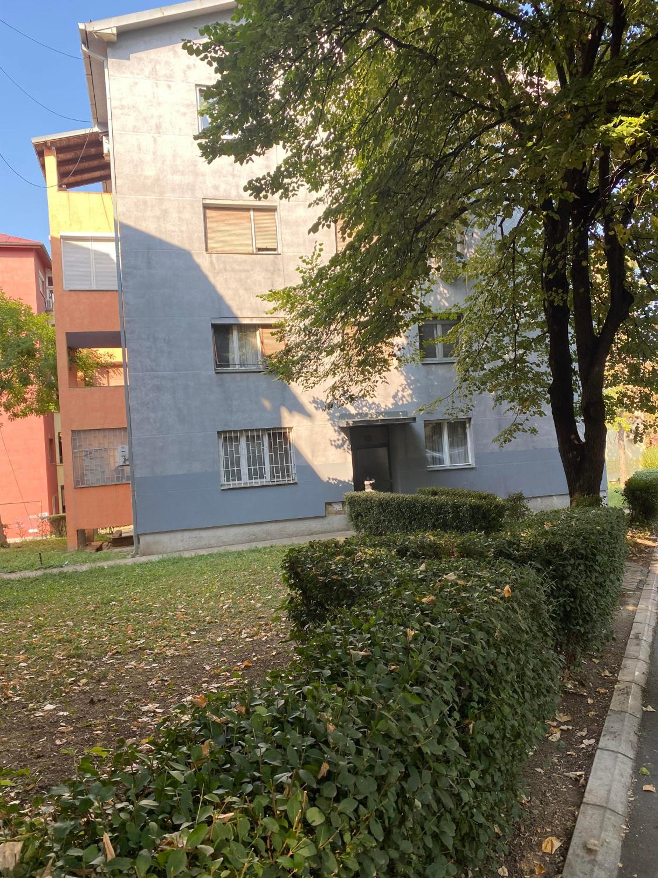 Martina Lux view 4
