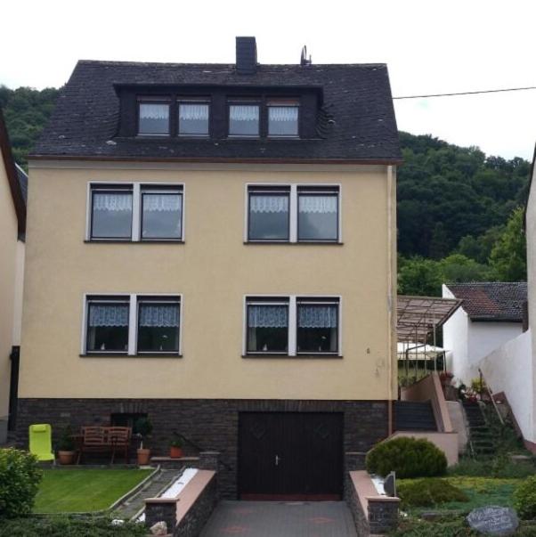 Hotel Gästehaus Burgberg, Weinhaus Fries - Image 1