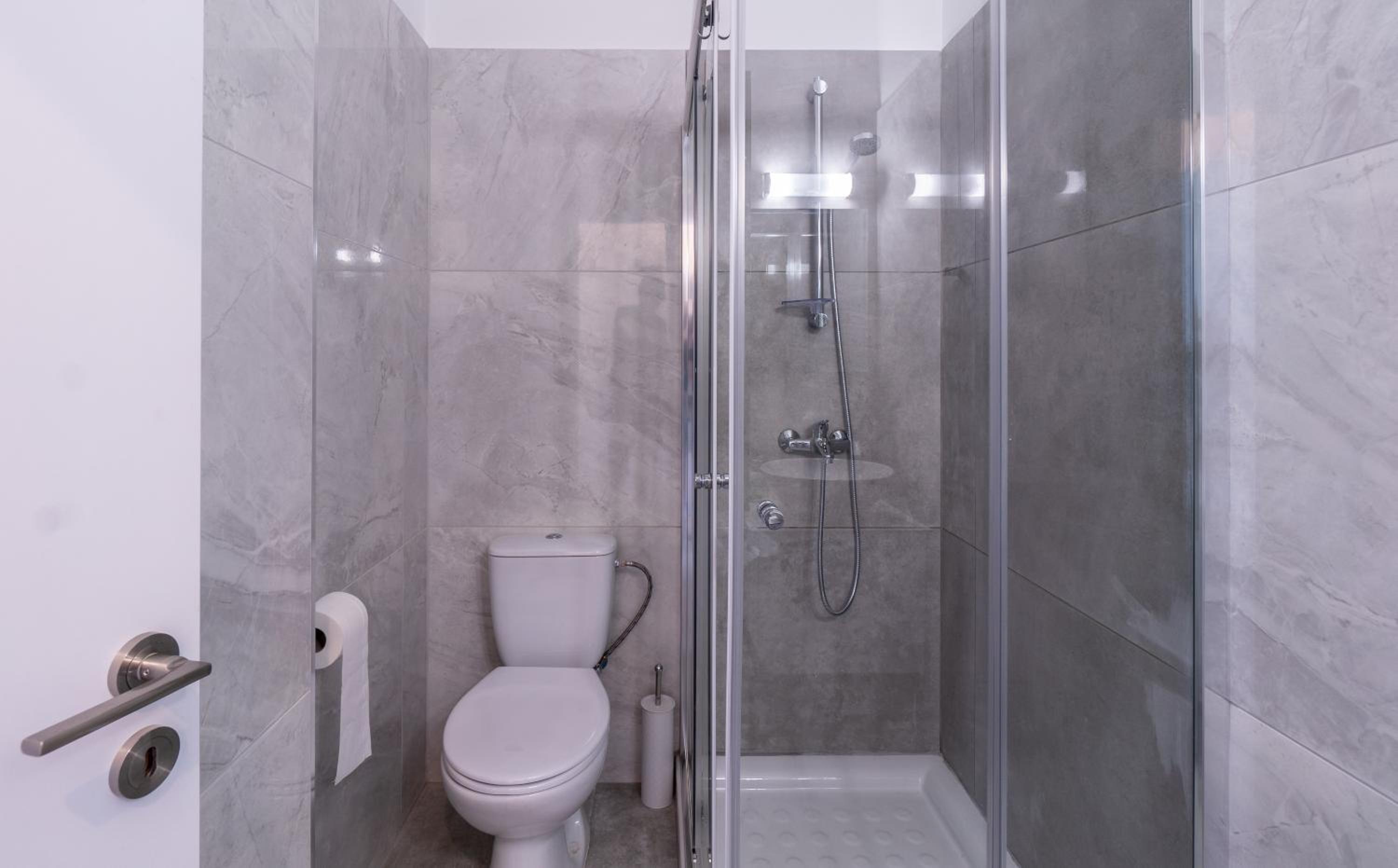 Kition City Apartments - Central Location