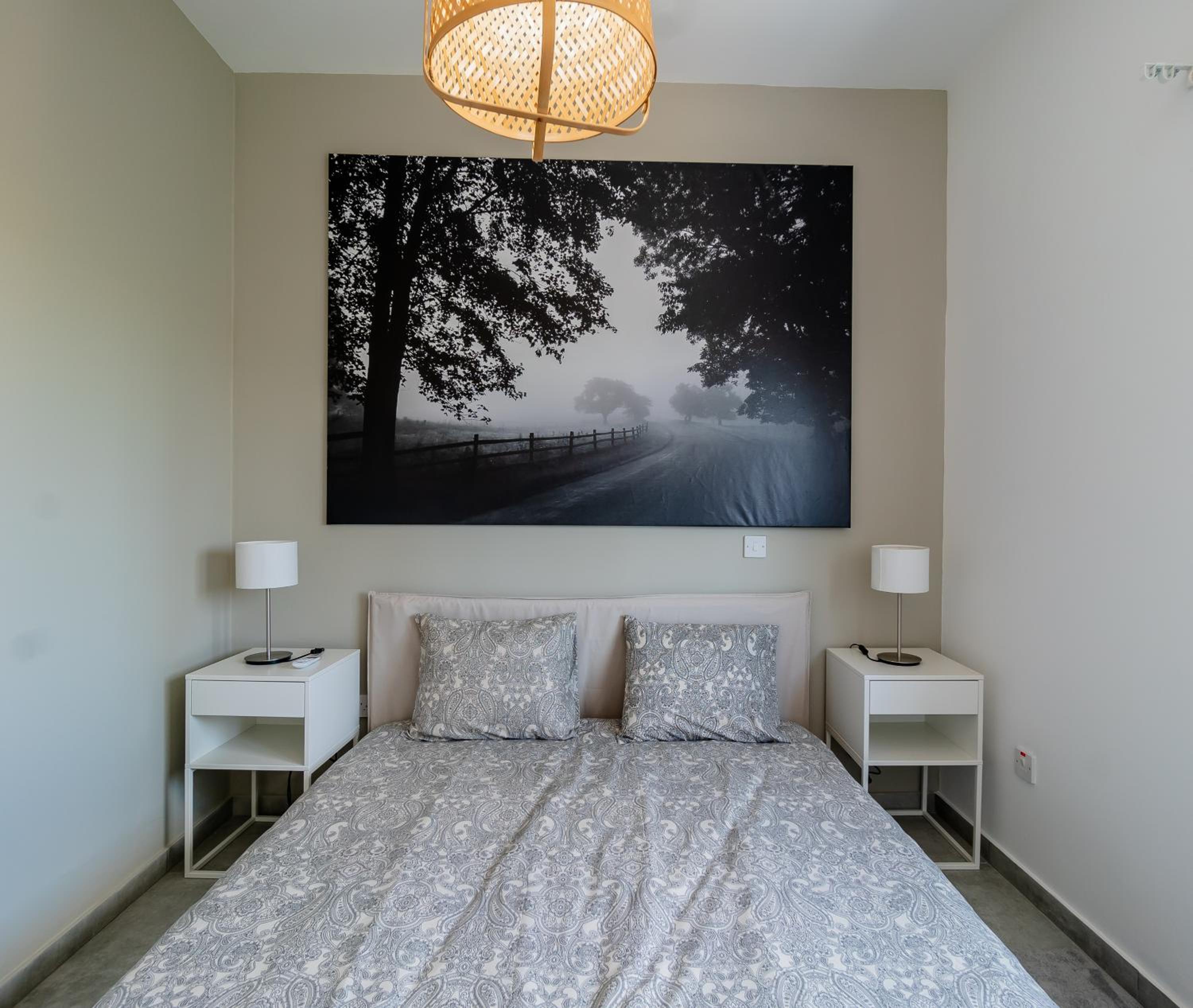 Kition City Apartments - Central Location