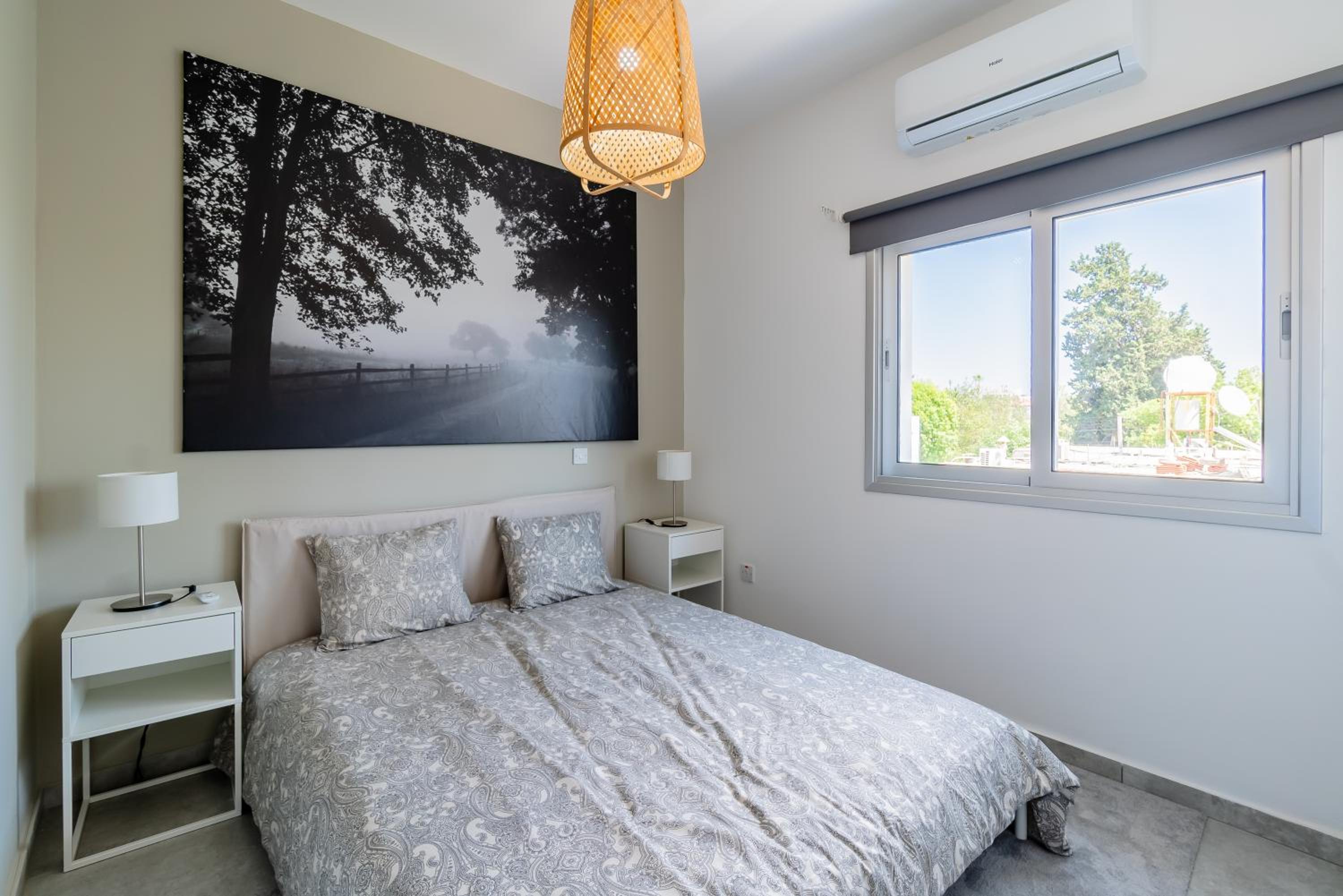 Kition City Apartments - Central Location