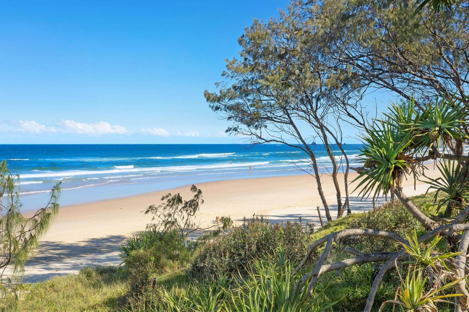 Wanda Ocean Front - Direct access to Tallow beach