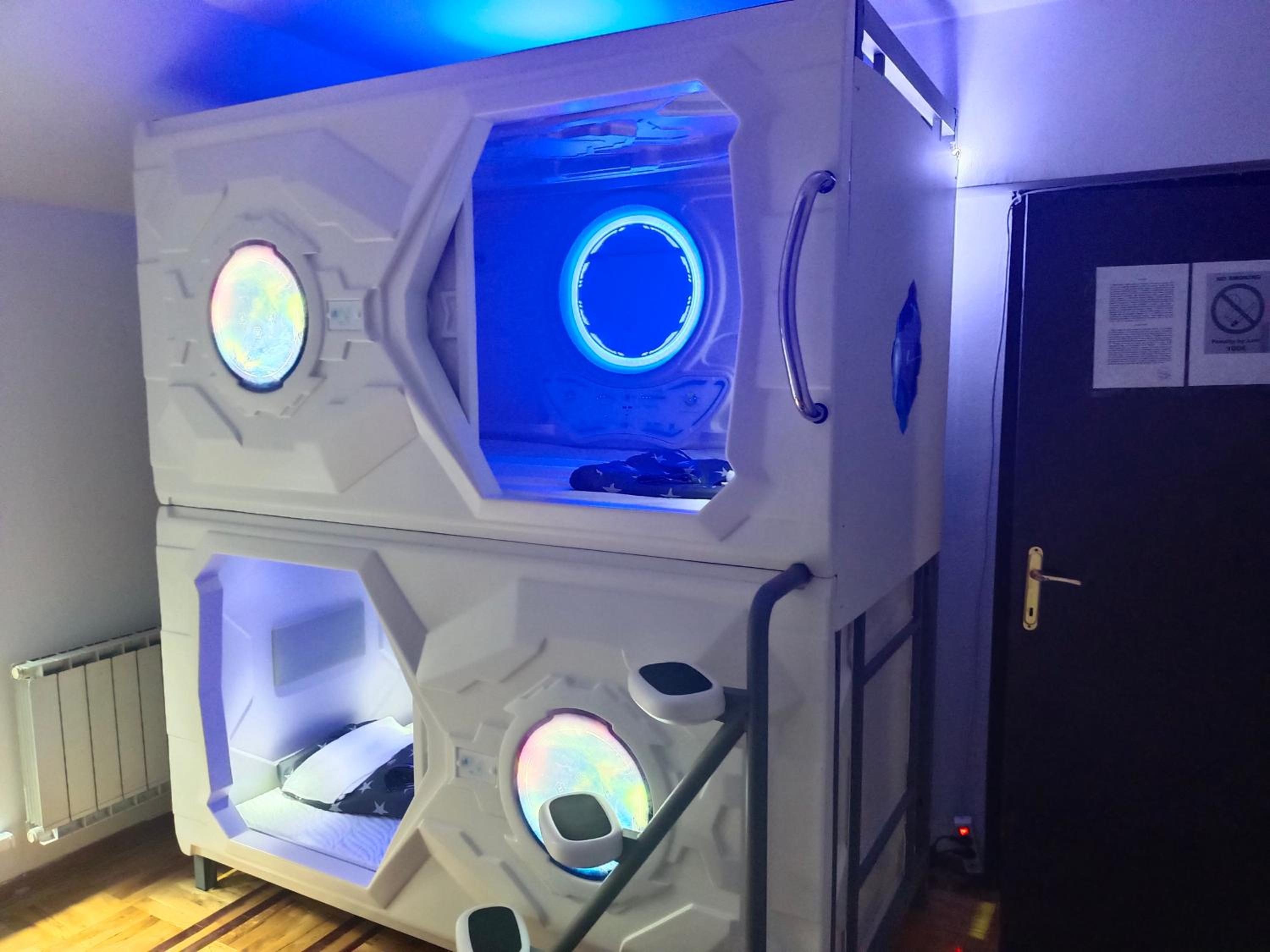 panda Victor Space Capsule Hostel-Neo Nomad view 4