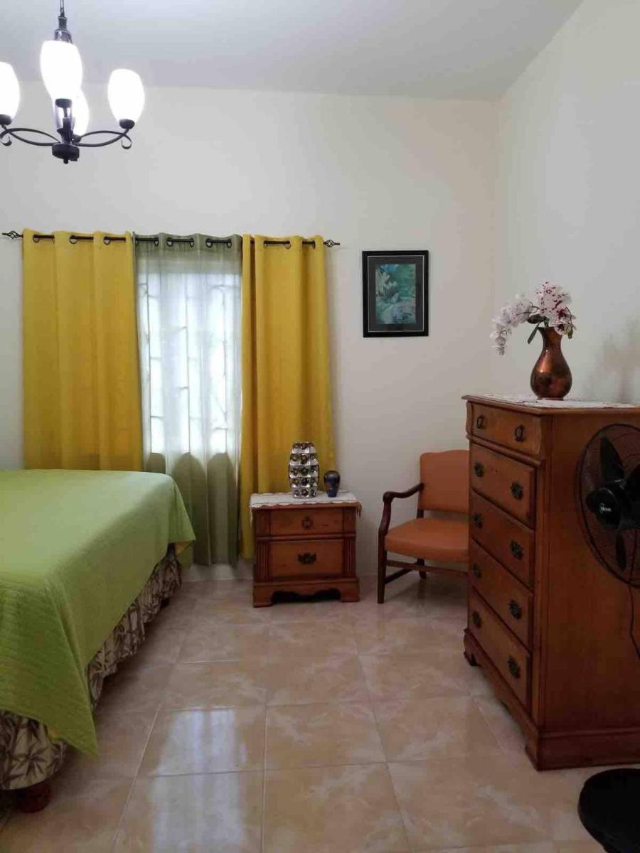 The Sweet Spot king Bed view 5