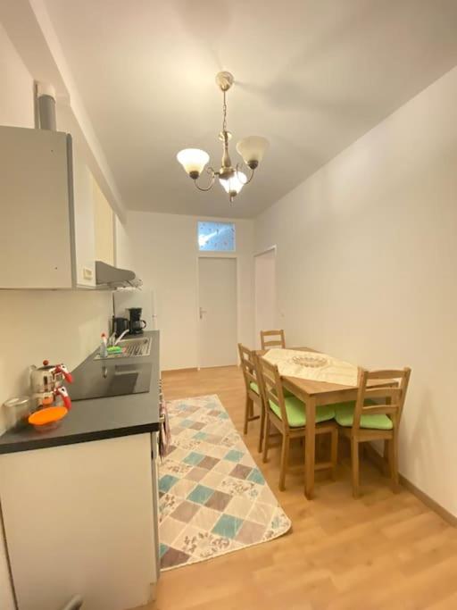 Family-friendly House in Vienna's Suburbs!