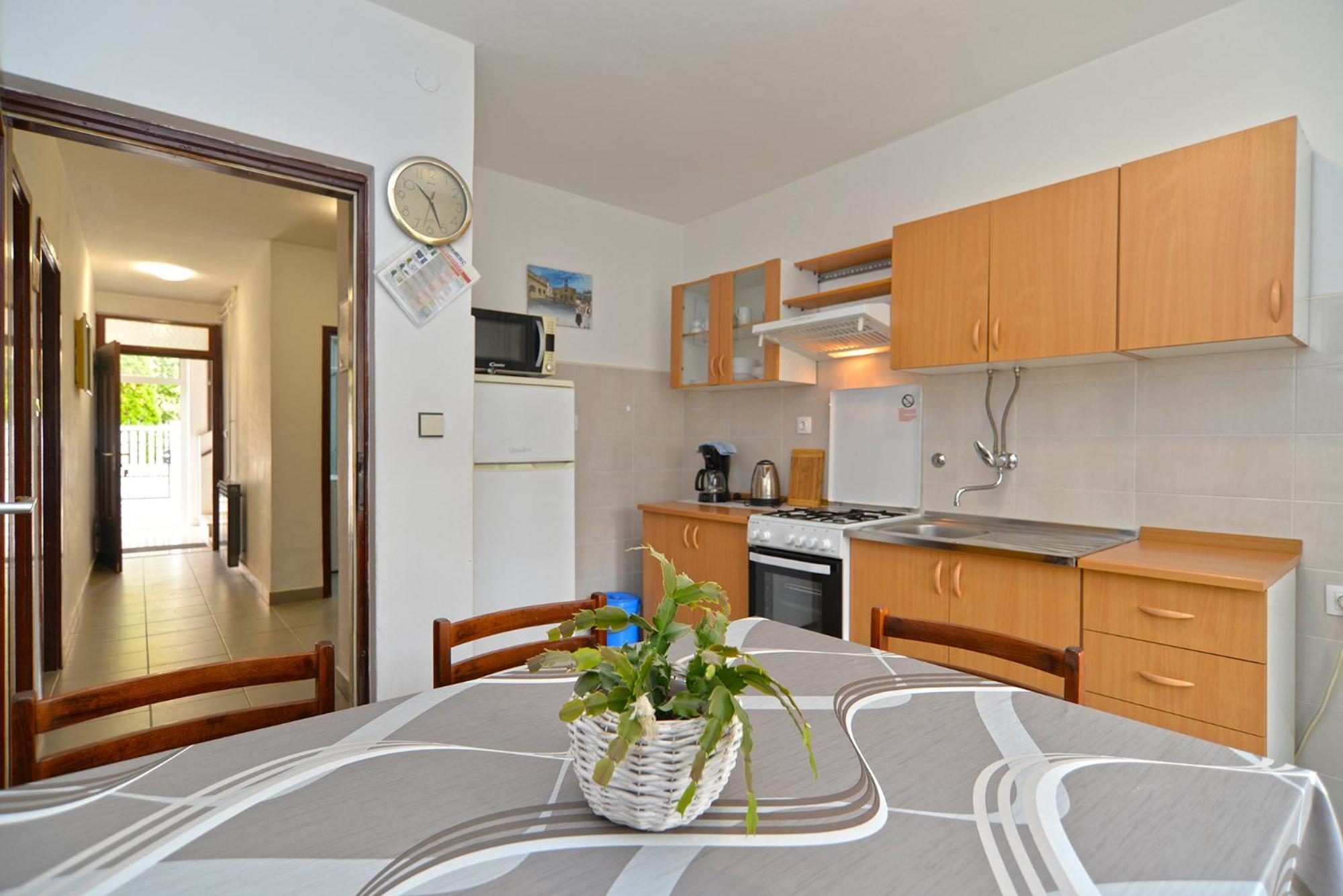 Apartment Brajdine 405 view 2