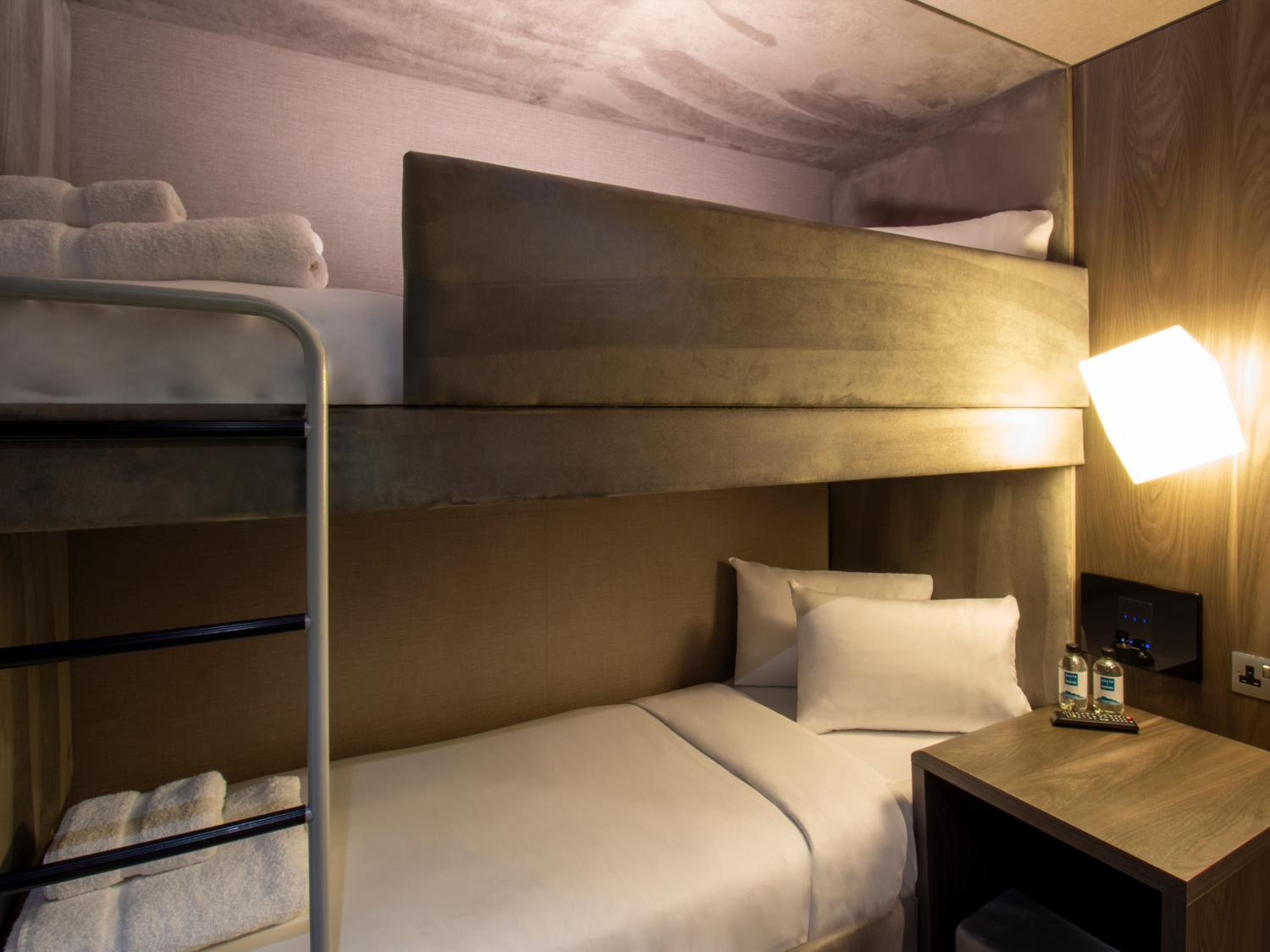 Horley Vacations - Bloc Hotel London Gatwick Airport - Property Image 12