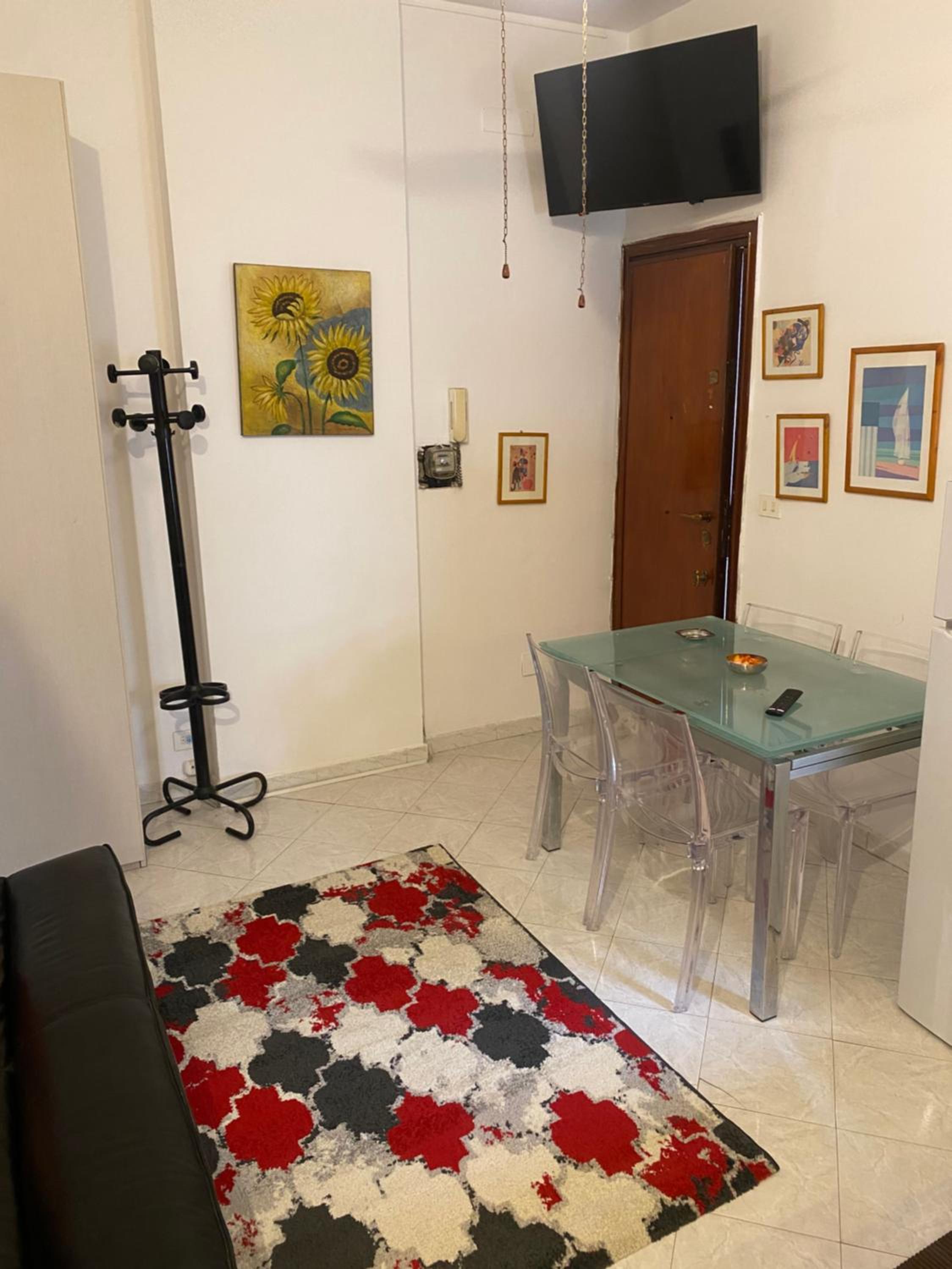 Nic Roma en Rome — other