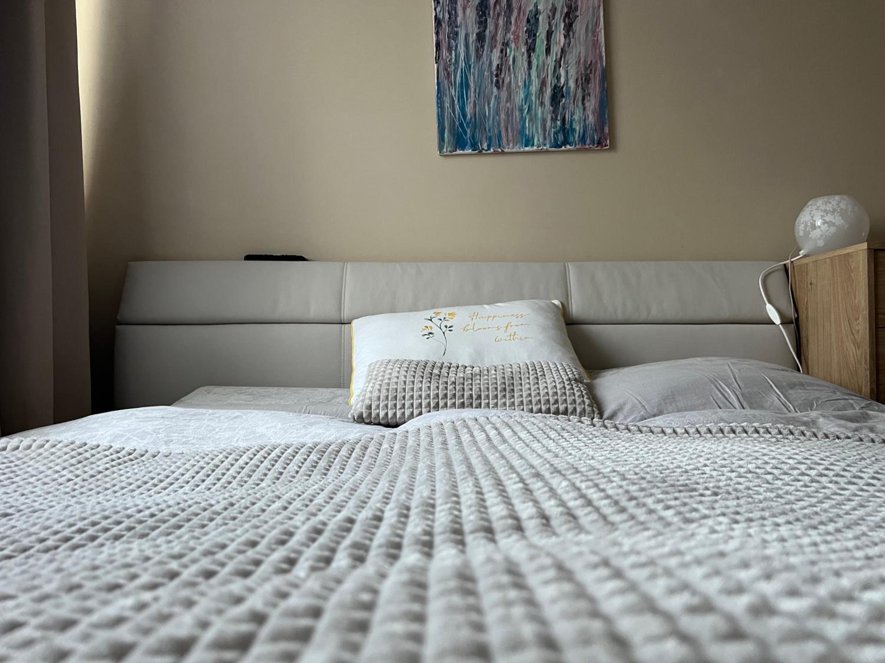 COZY apartment in GREAT location view 2