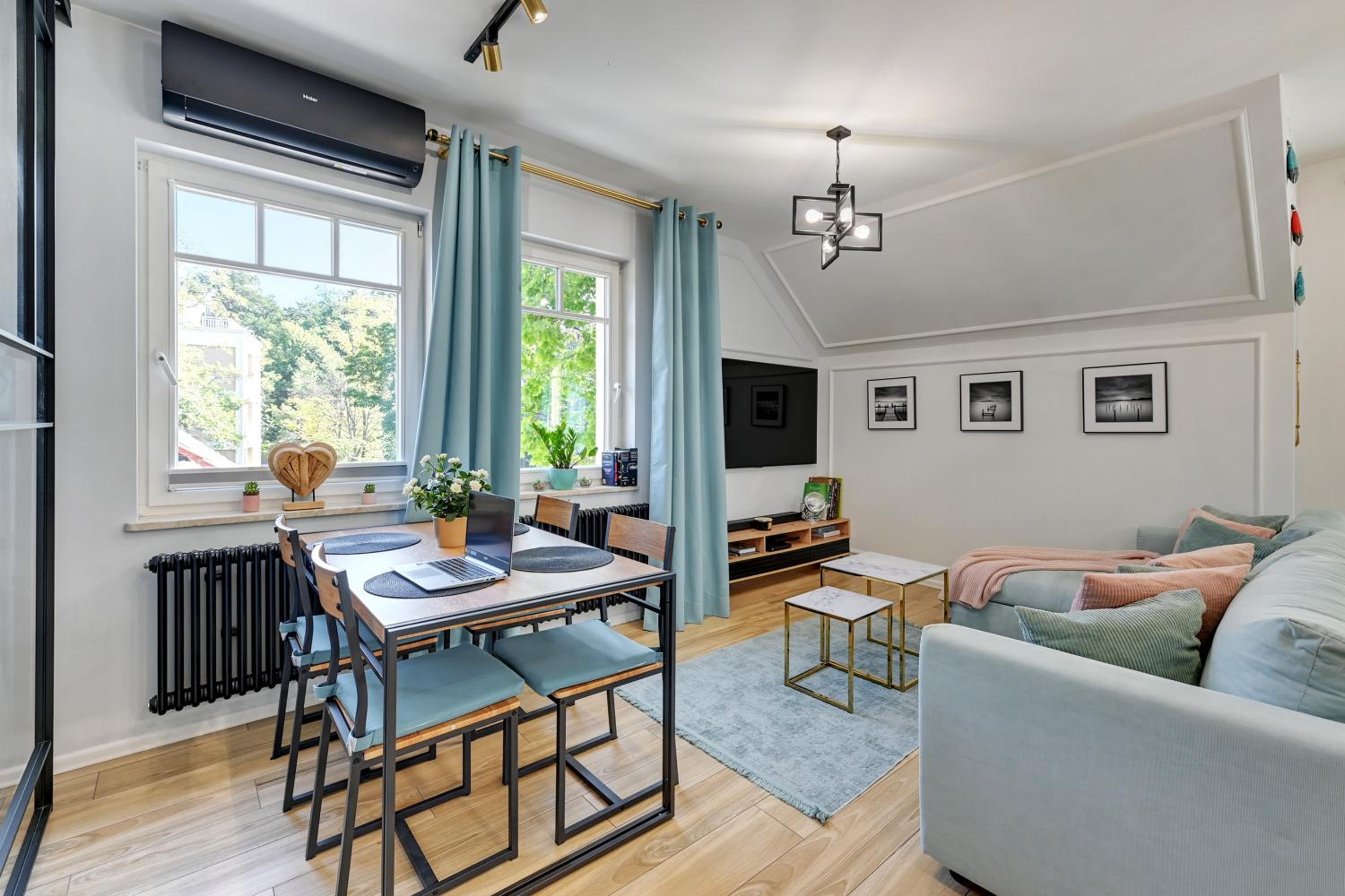 Sopot Beach & Park Penthouse by Downtown Apartments