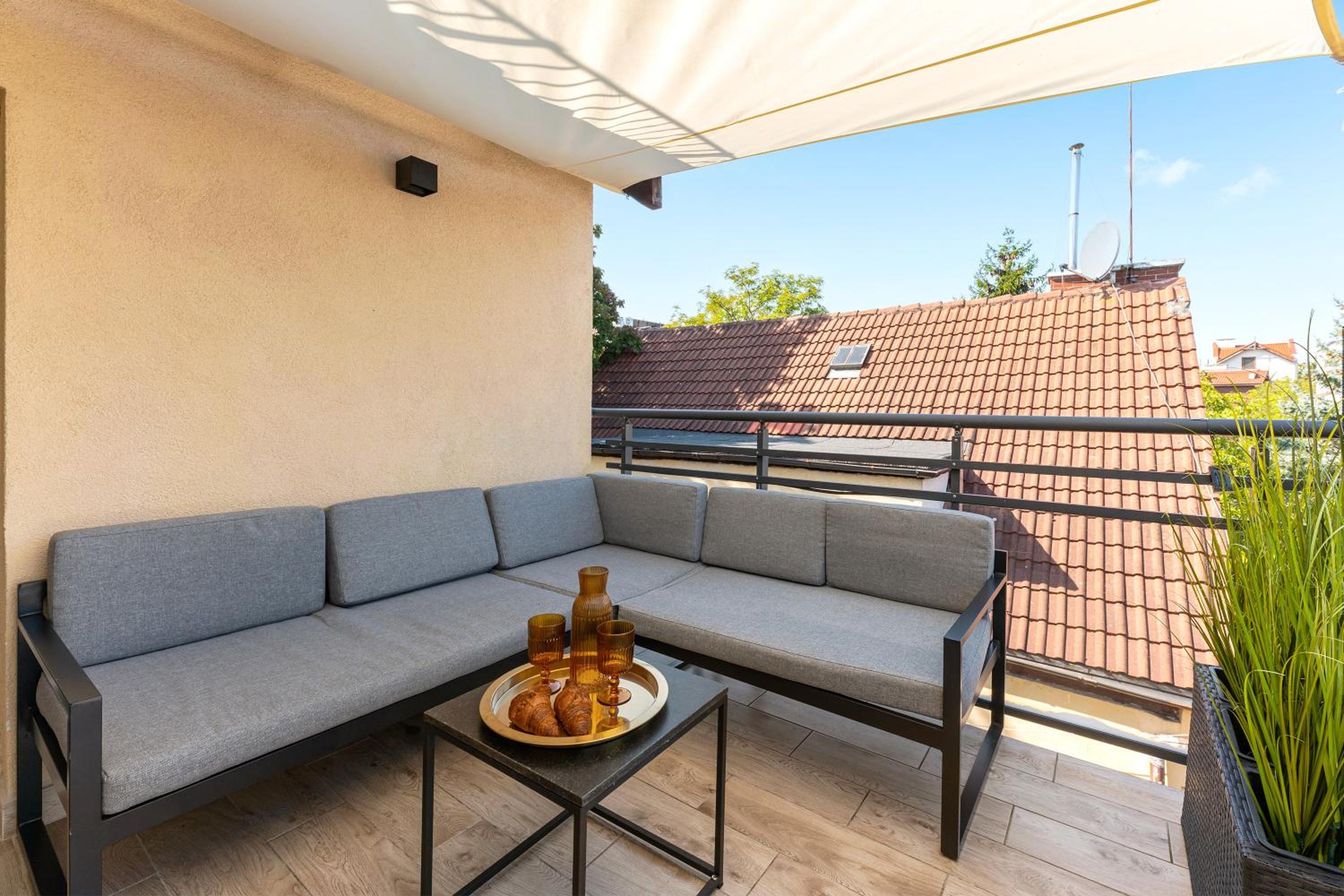 Sopot Beach & Park Penthouse by Downtown Apartments