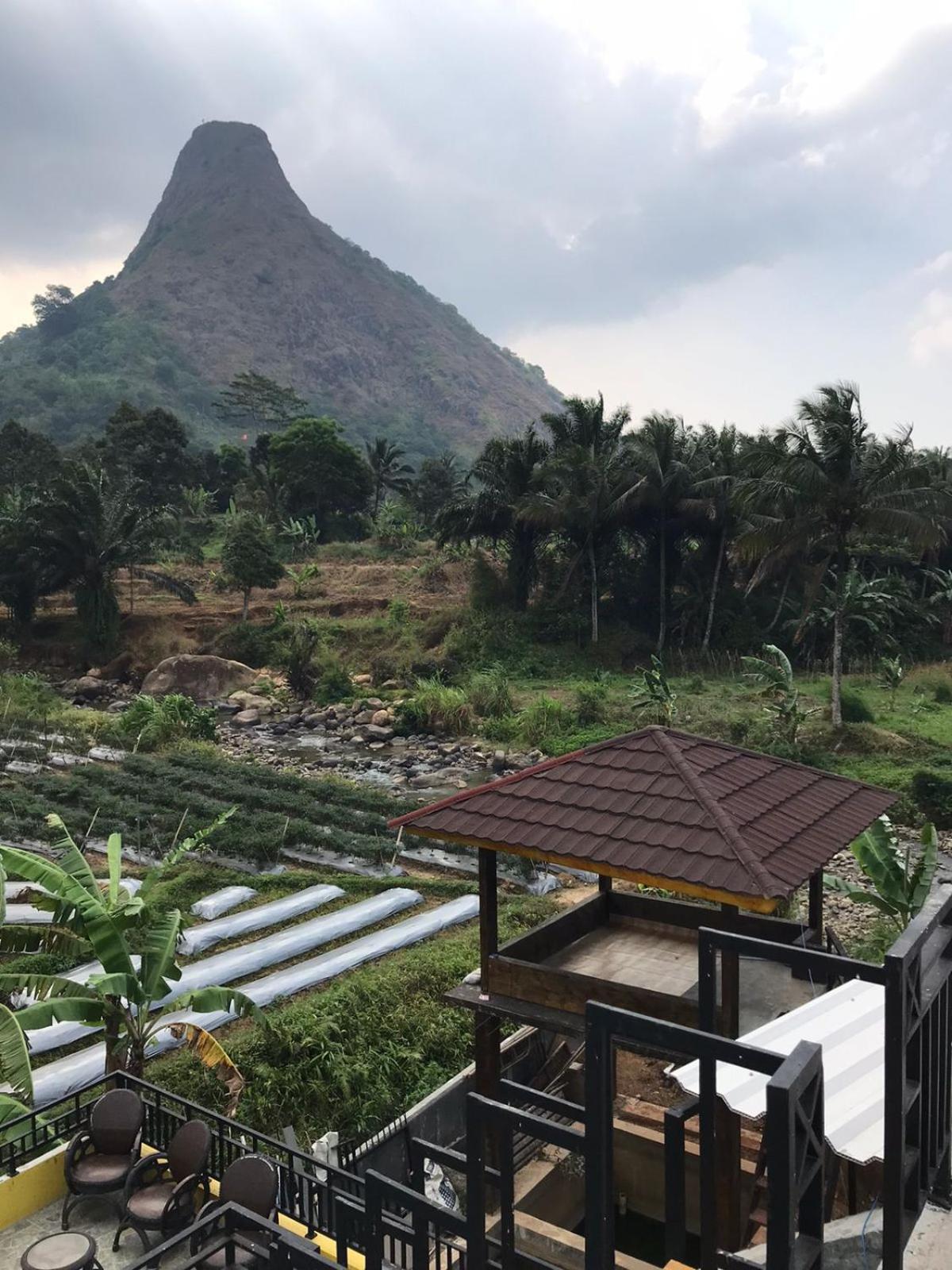 Vila Gunungbatu Inces