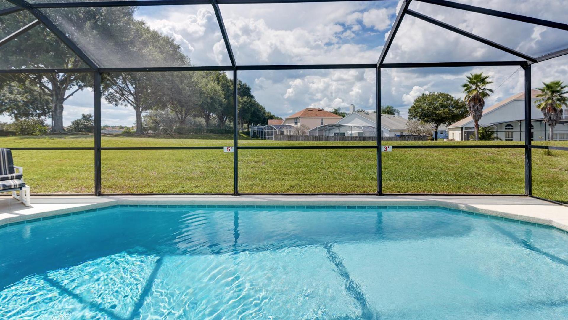 HiLLCREST VILLA 15 MINUTES DRIVE TO ANIMAL KINGDOM - GUESTS LOVE THIS LUXURY 4 BED VILLA, PRIVATE POOL, GAMES ROOM - NOT OVERLOOKED view 2