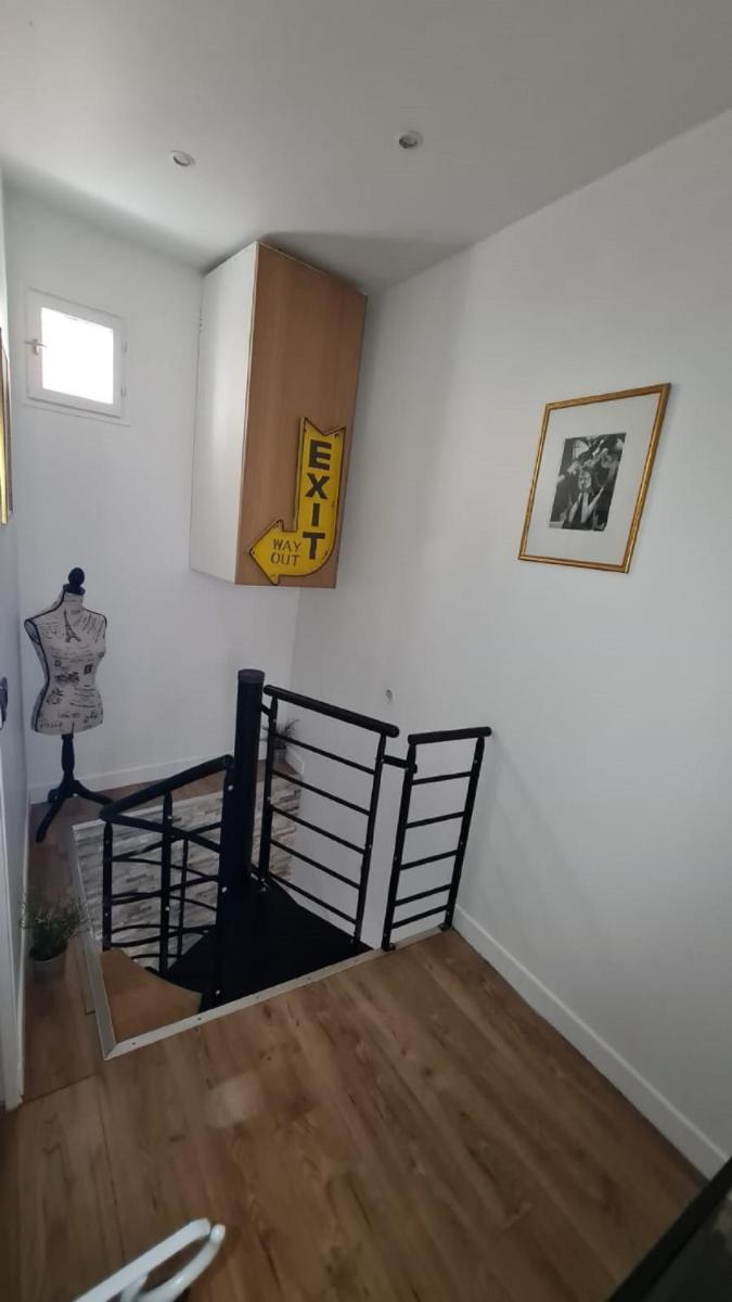 32 Atelier Paris Fashion