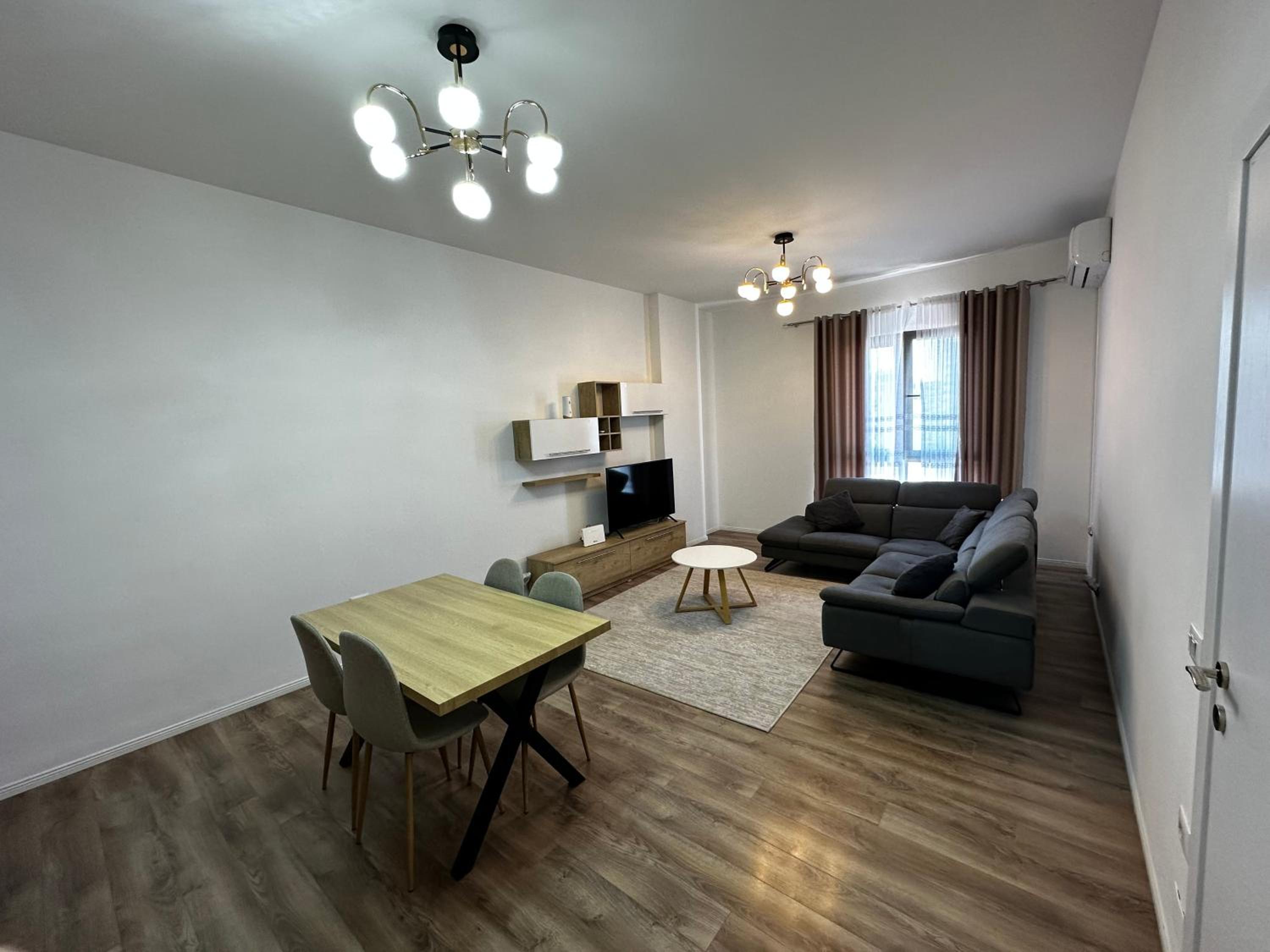 MyHouse at 21 Dhjetori