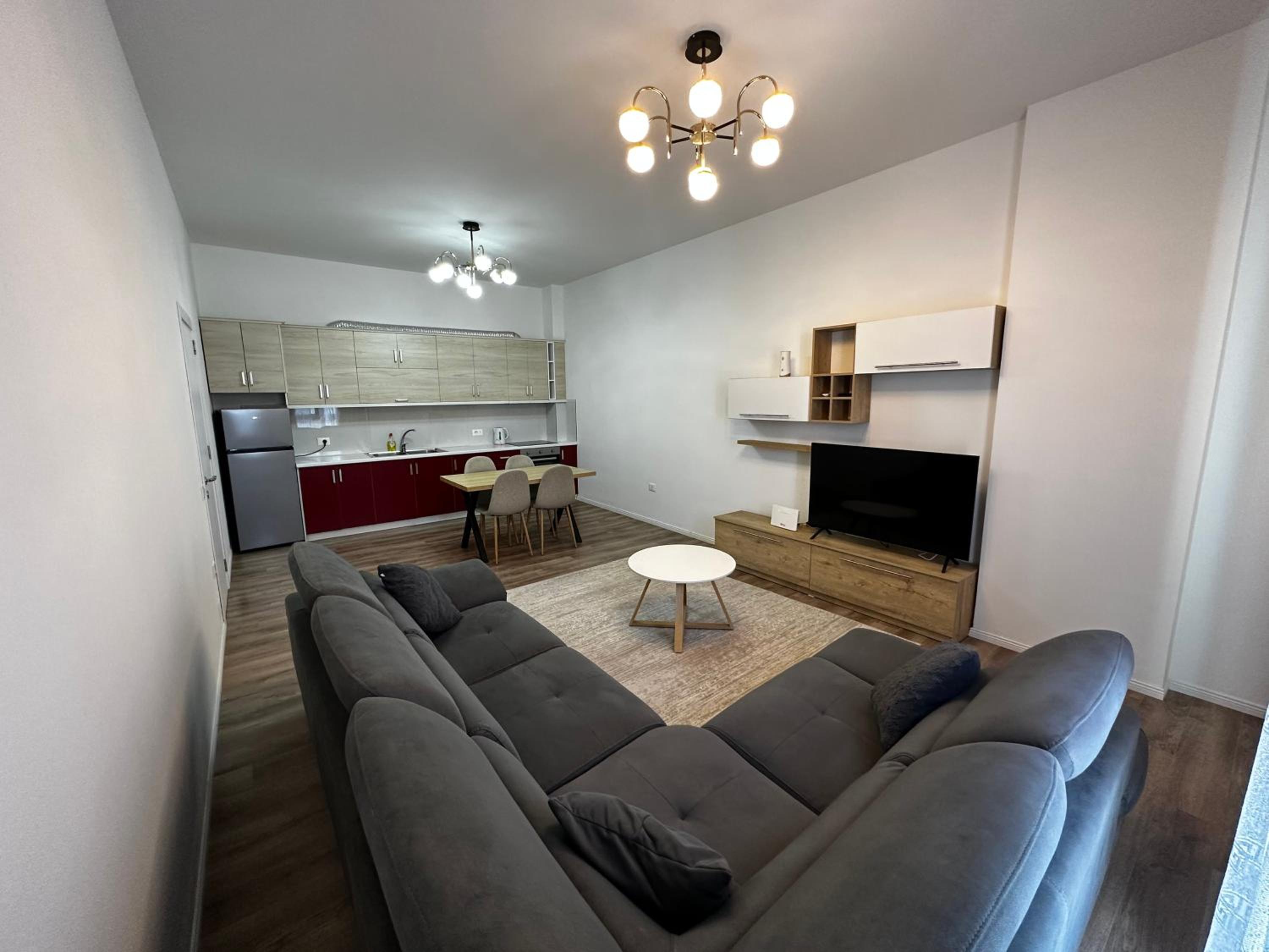 MyHouse at 21 Dhjetori