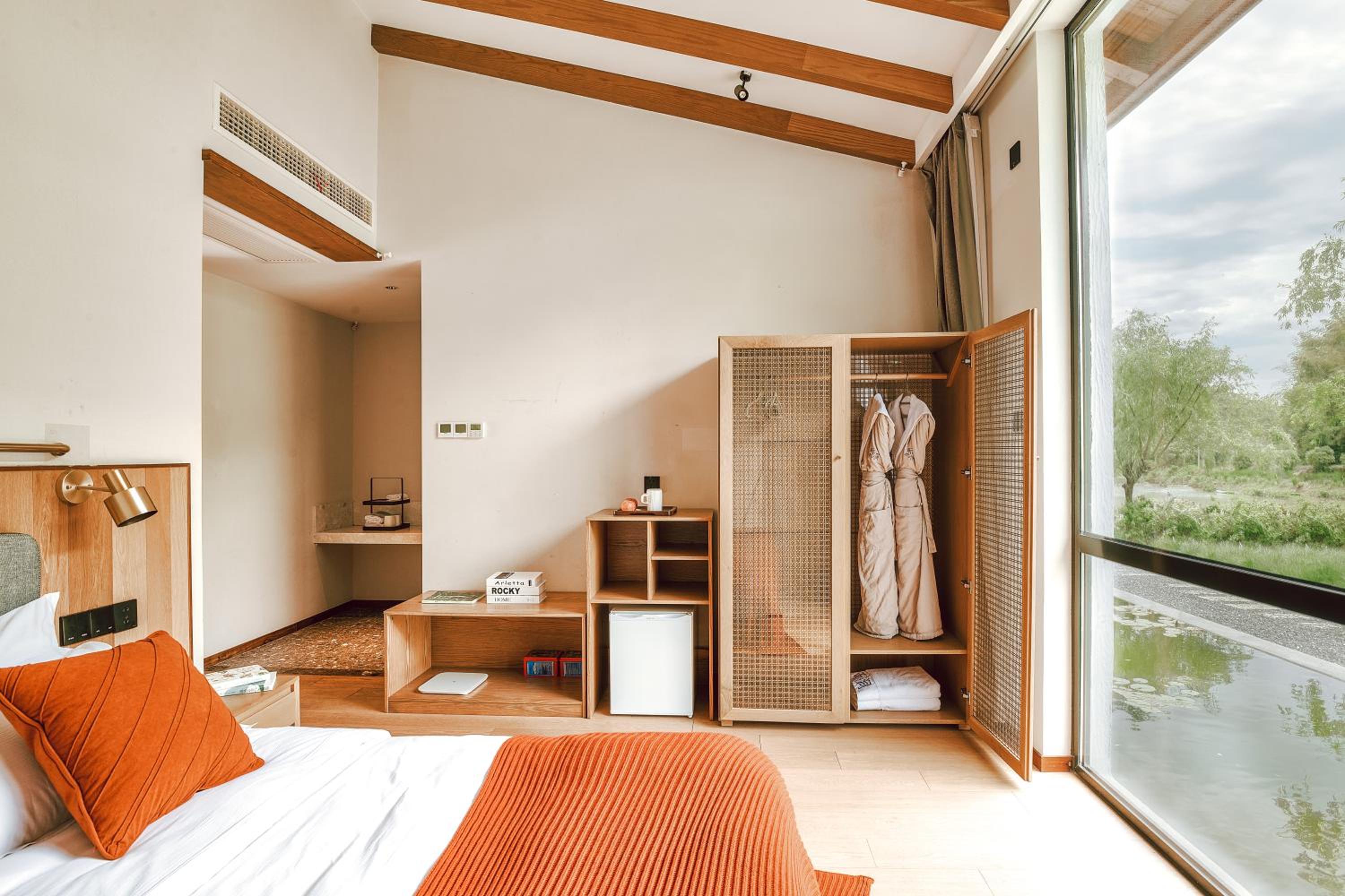 Anji Shanchuan Design Homestay