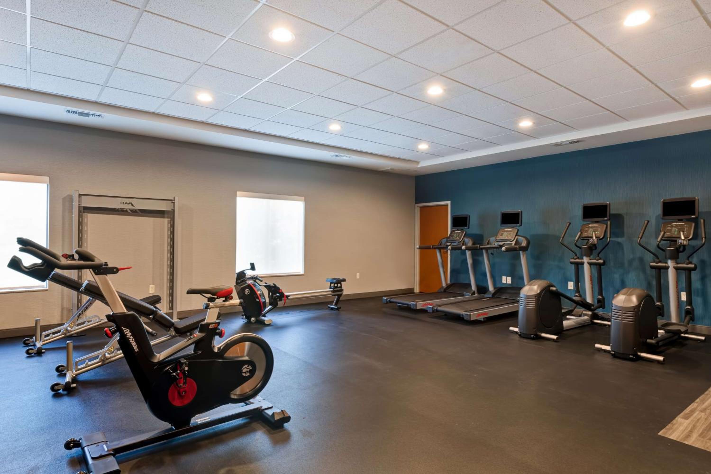 Rohnert Park Vacations - Hampton Inn  Suites Rohnert Park - Sonoma County - Property Image 4