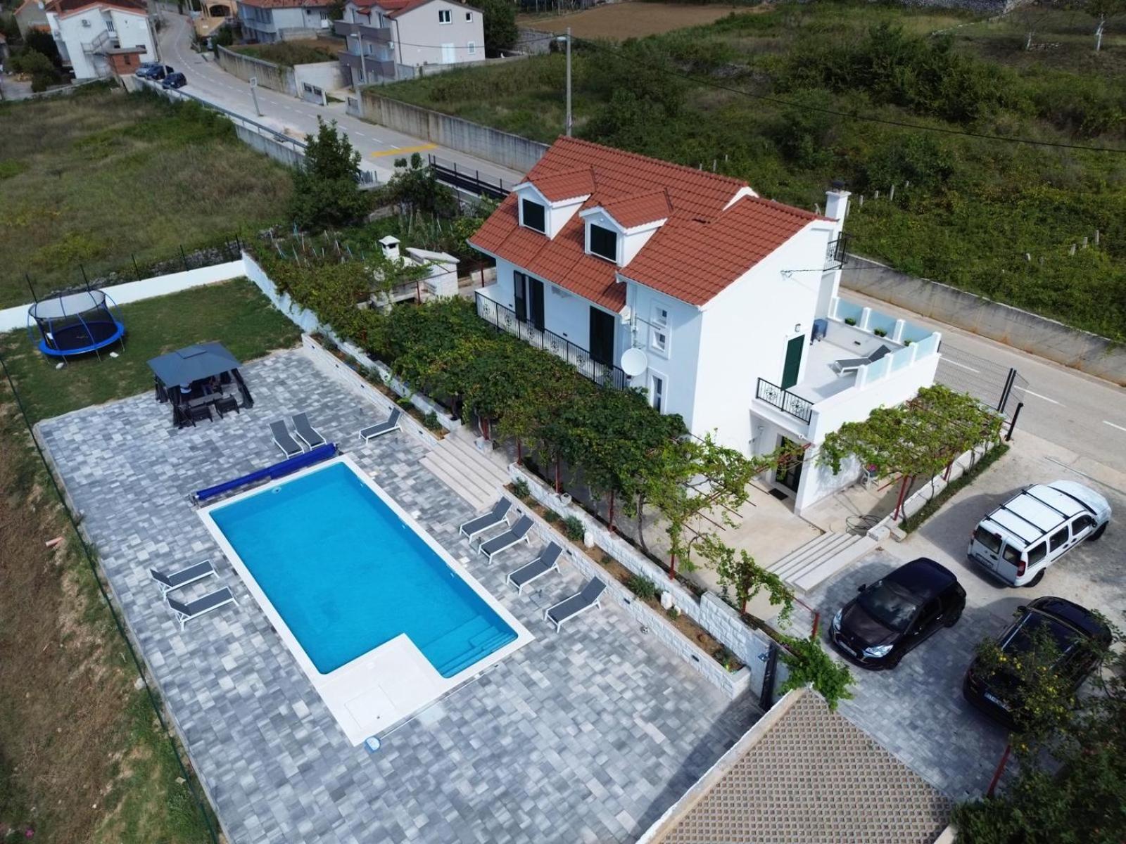 VILLA MARTINA